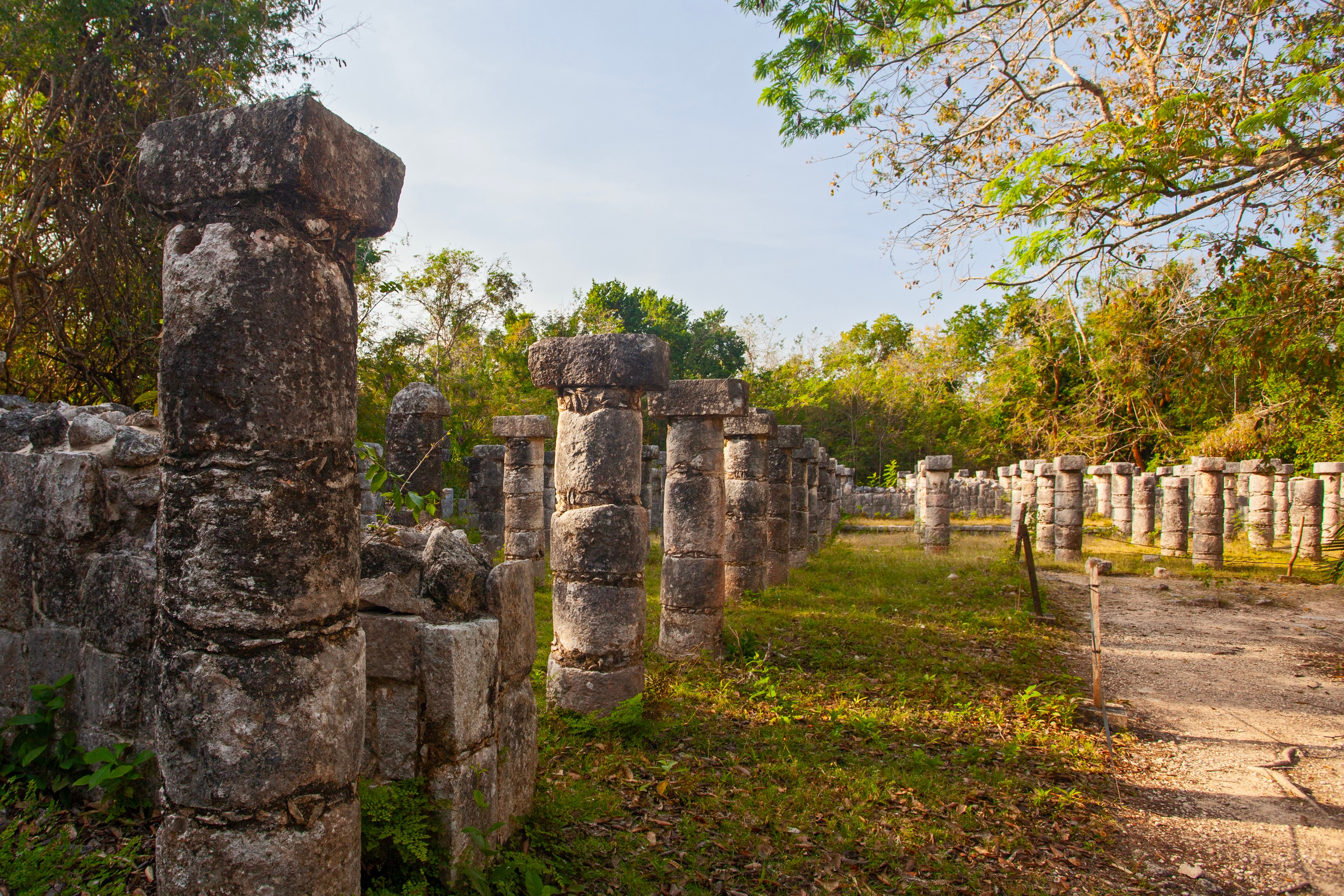 Kolonner ved Krigernes Tempel i Chichén Itzá