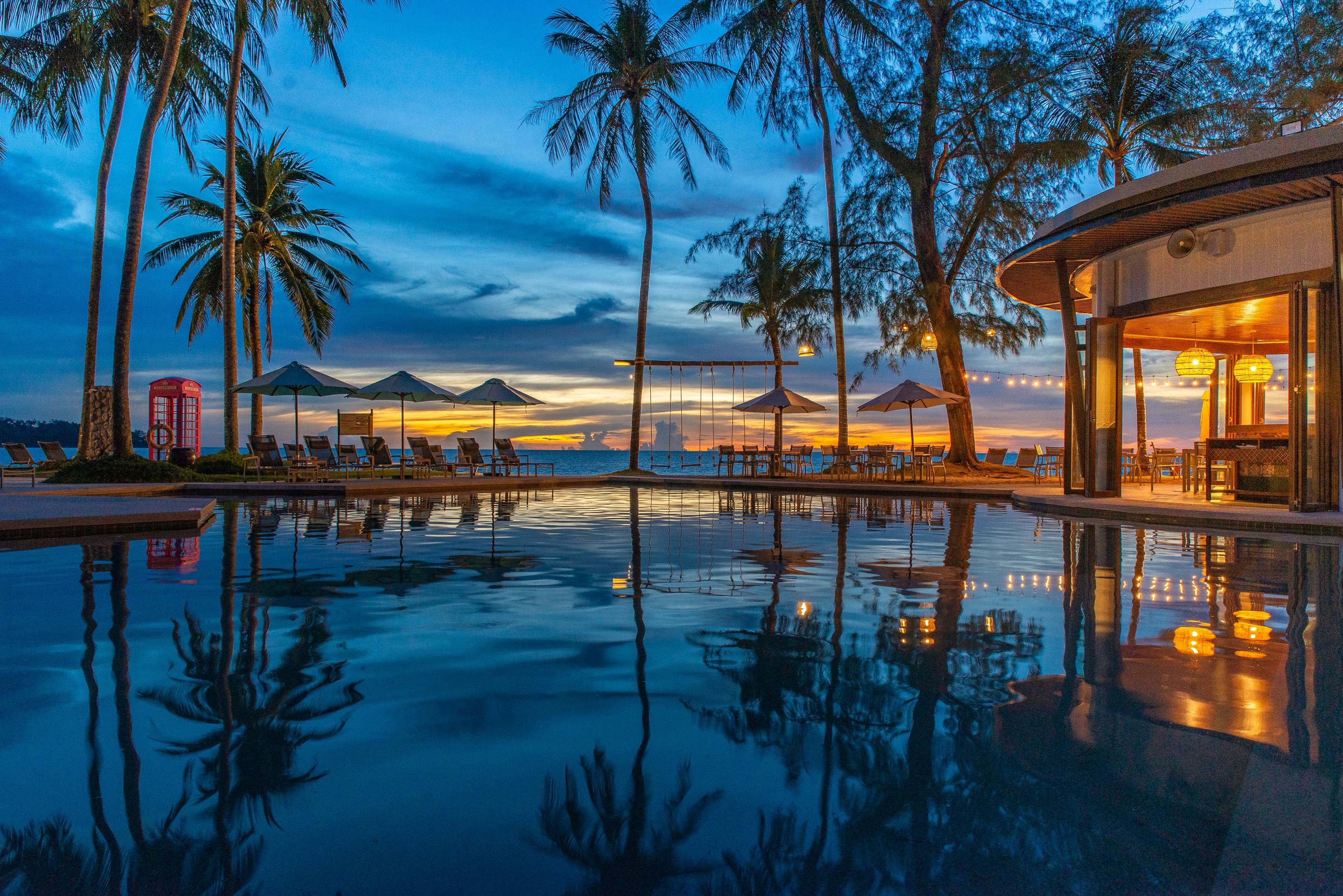 14 Saii Laguna Phuket Resort Sunset