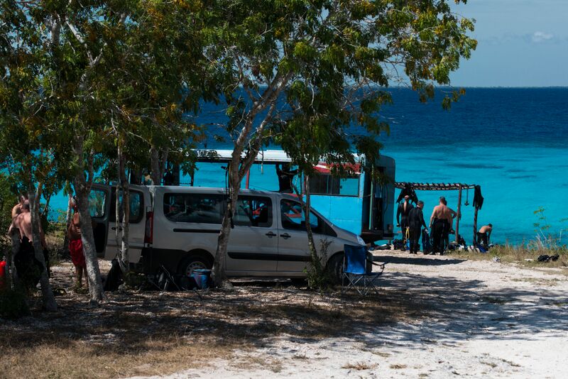 PLAYA GIRON - det krystalklare vand giver gode muligheder for dykning og snorkling, Check Point Travel
