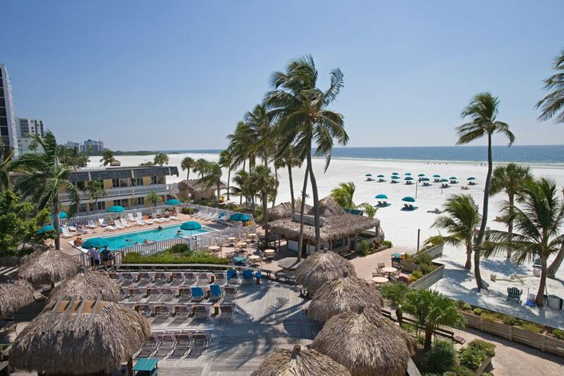 FORT MYERS - det afslappede Outrigger Beach Resort ligger lige ud til en af de bedste strande i USA, Check Point Travel