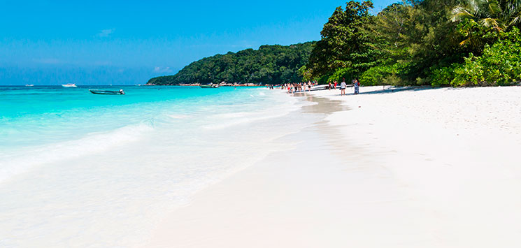 TACHAI ISLAND - Eller ved hvad med en dag på de hvide strande på Tachai Island?
