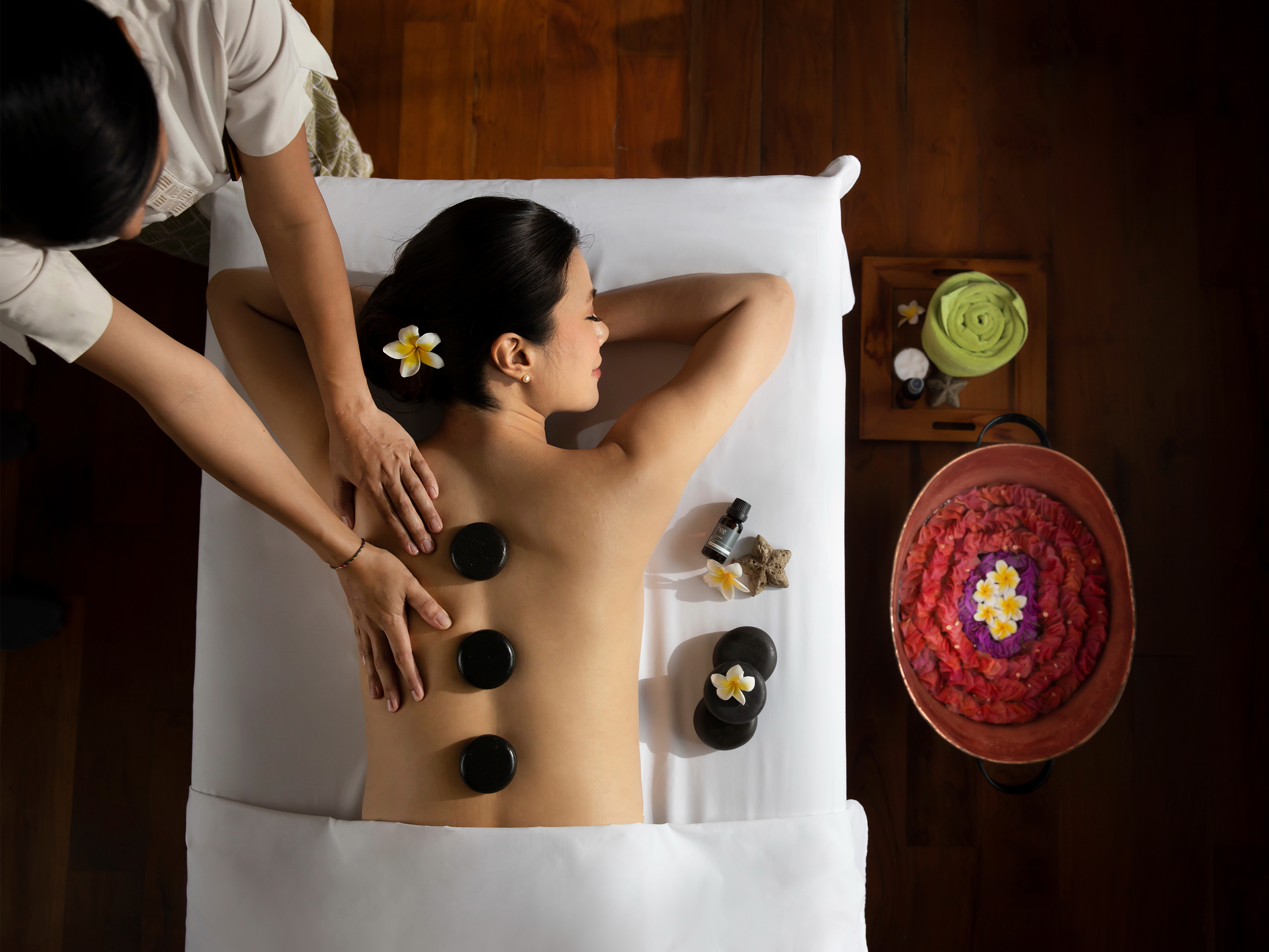 MSR 5.13. Spa Treatment Hot Stone
