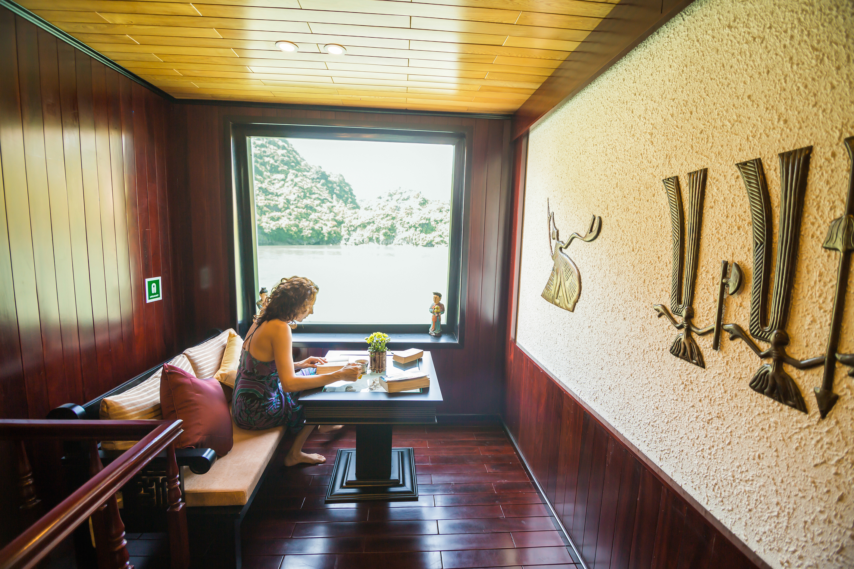 Reading Corner 15221355160 O