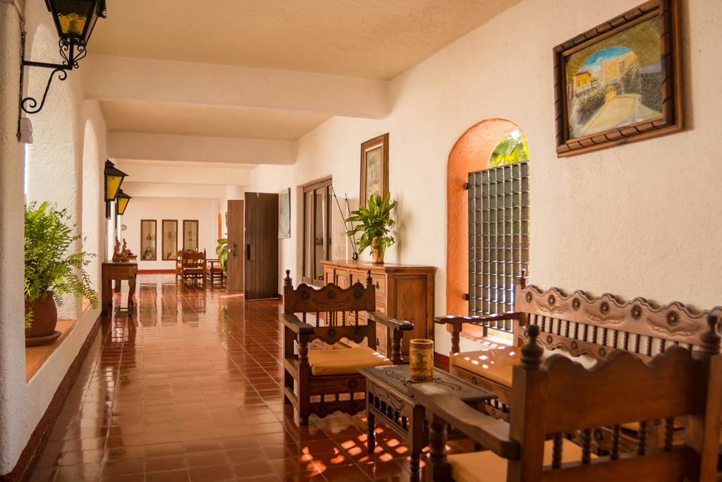 Villas Arqueologicas Chichen Itza 09.jpg