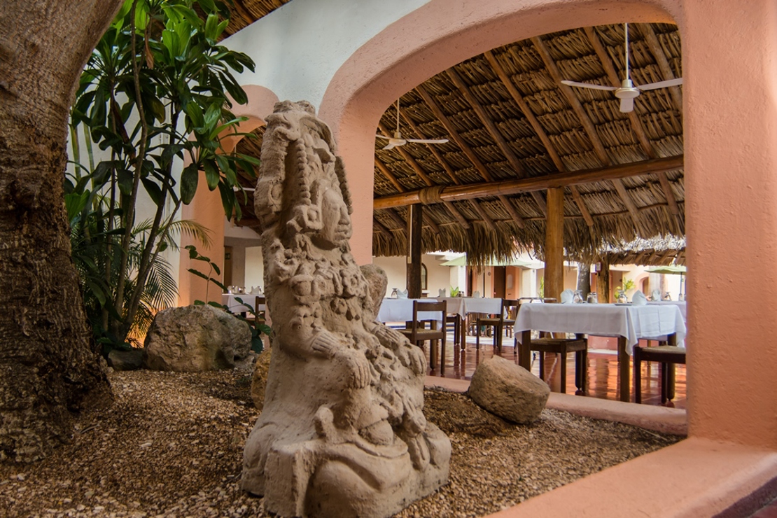 Villas Arqueologicas Chichen Itza 10.jpg