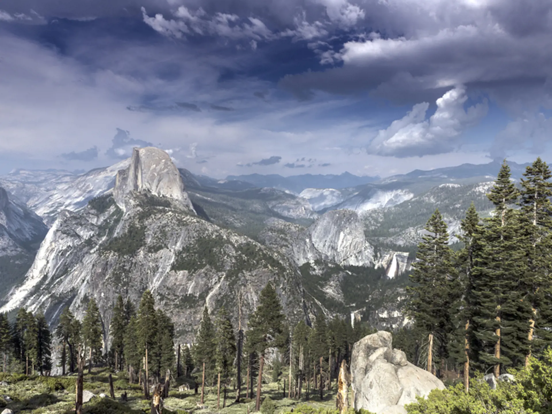 USA - Californien - Yosemite National Park - View.jpg