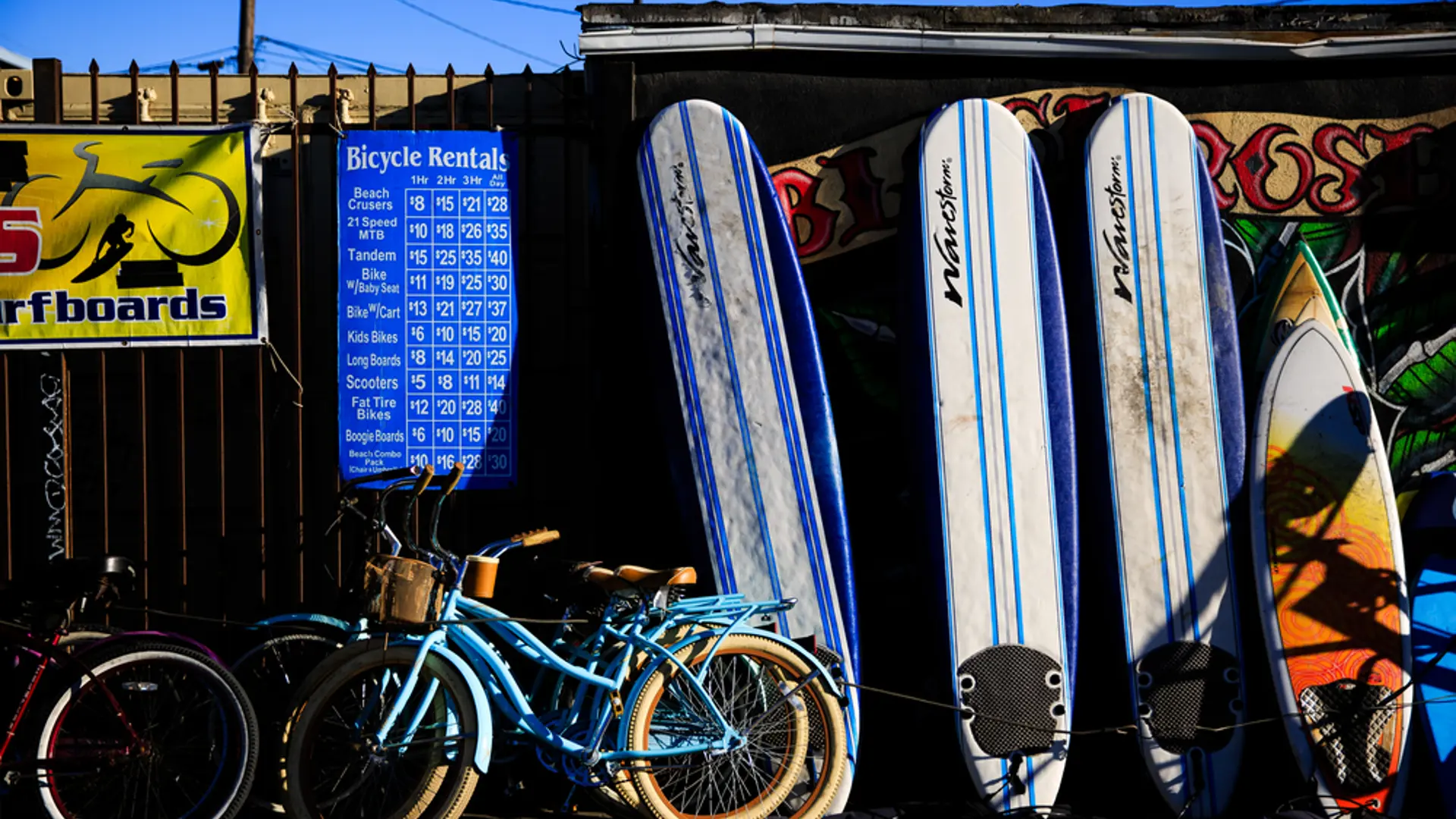 USA - California - Los Angeles - Venice Beach - Surf.jpg