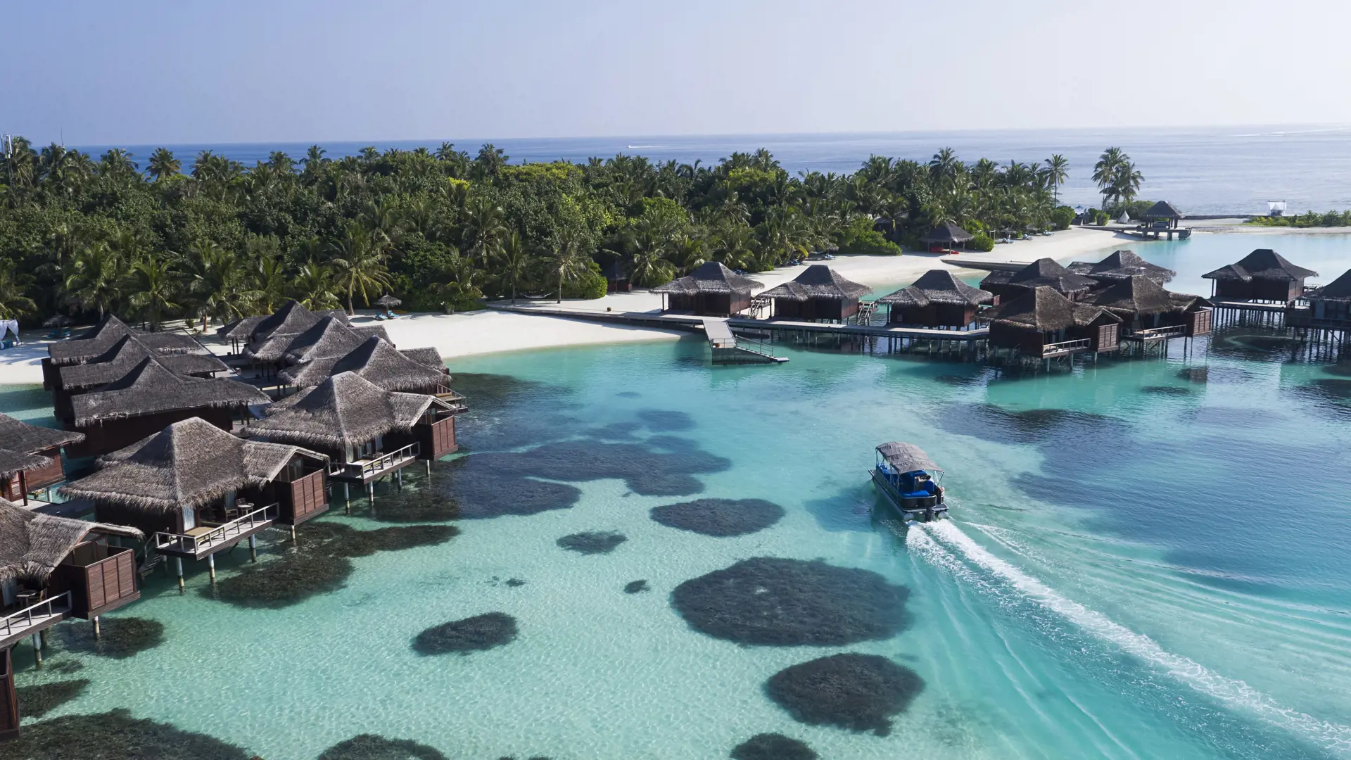 SKØNNE OMGIVELSER - Er I til afslapning i smukke omgivelser, er vores rejser til Maldiverne lige noget for jer.