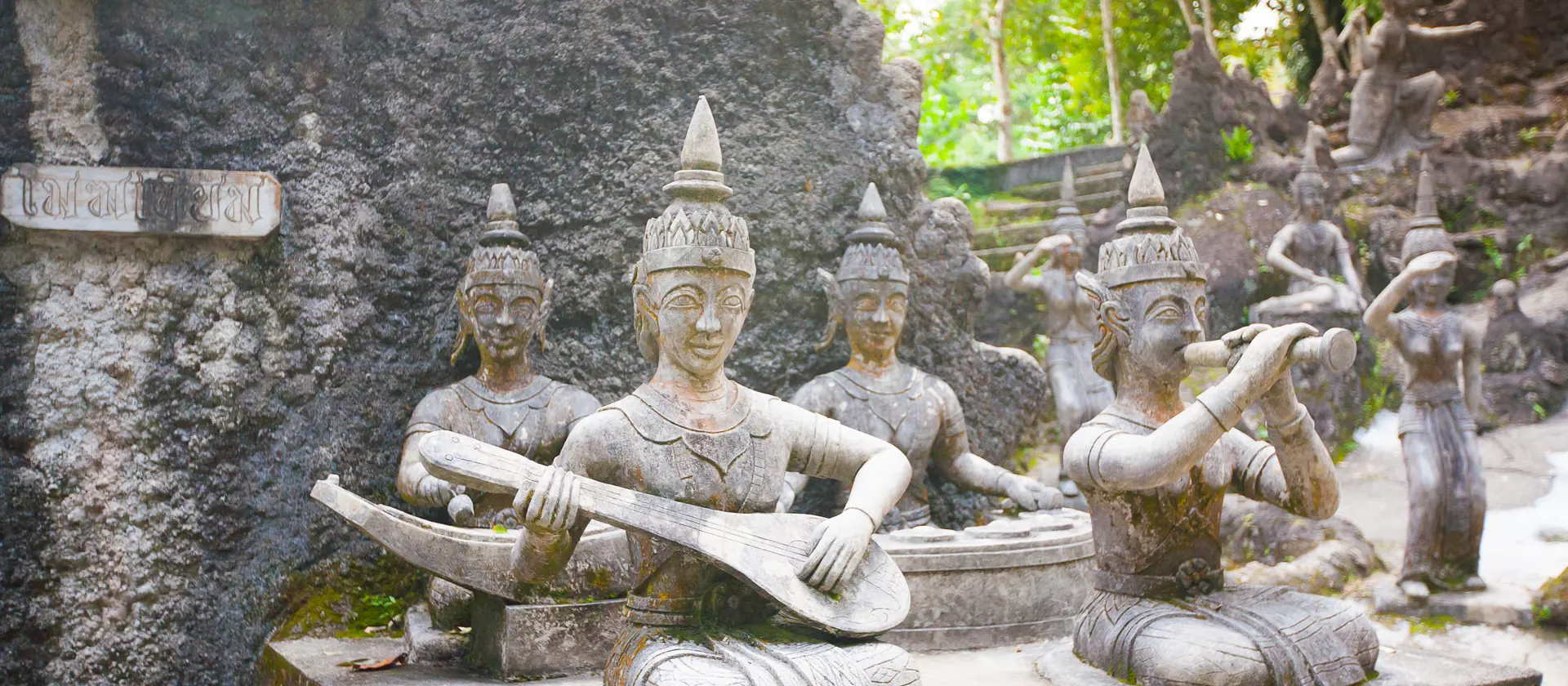 shutterstock_253325287 Tanim magic Buddha garden, Koh Samui island, Thailand.jpg