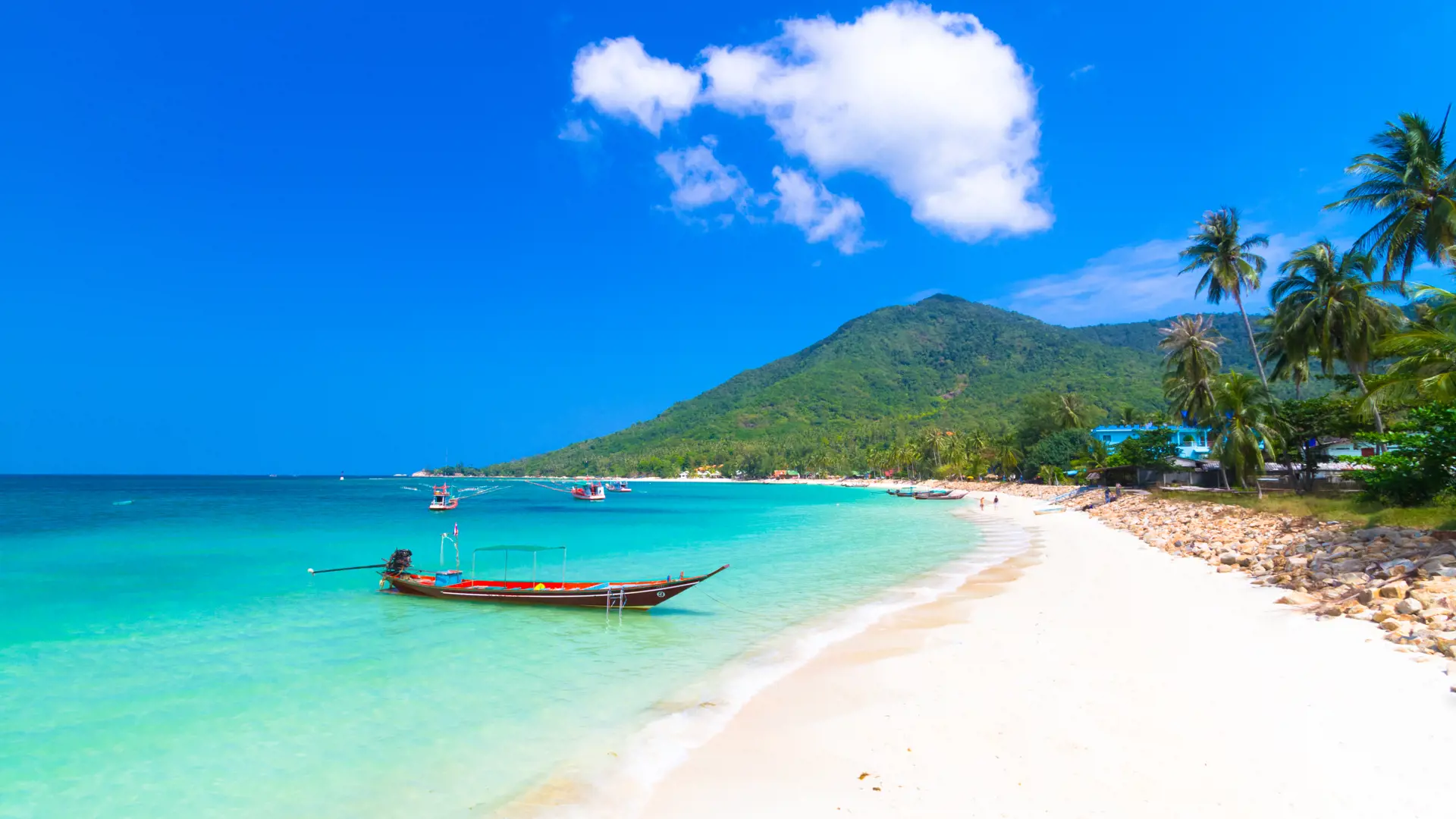 ØVRIGE STRANDE - I bor nok ved Koh Phangans bedste strand, men hvis I får lyst til nye omgivelser, kan I besøge nogle af øens øvrige flotte strande.