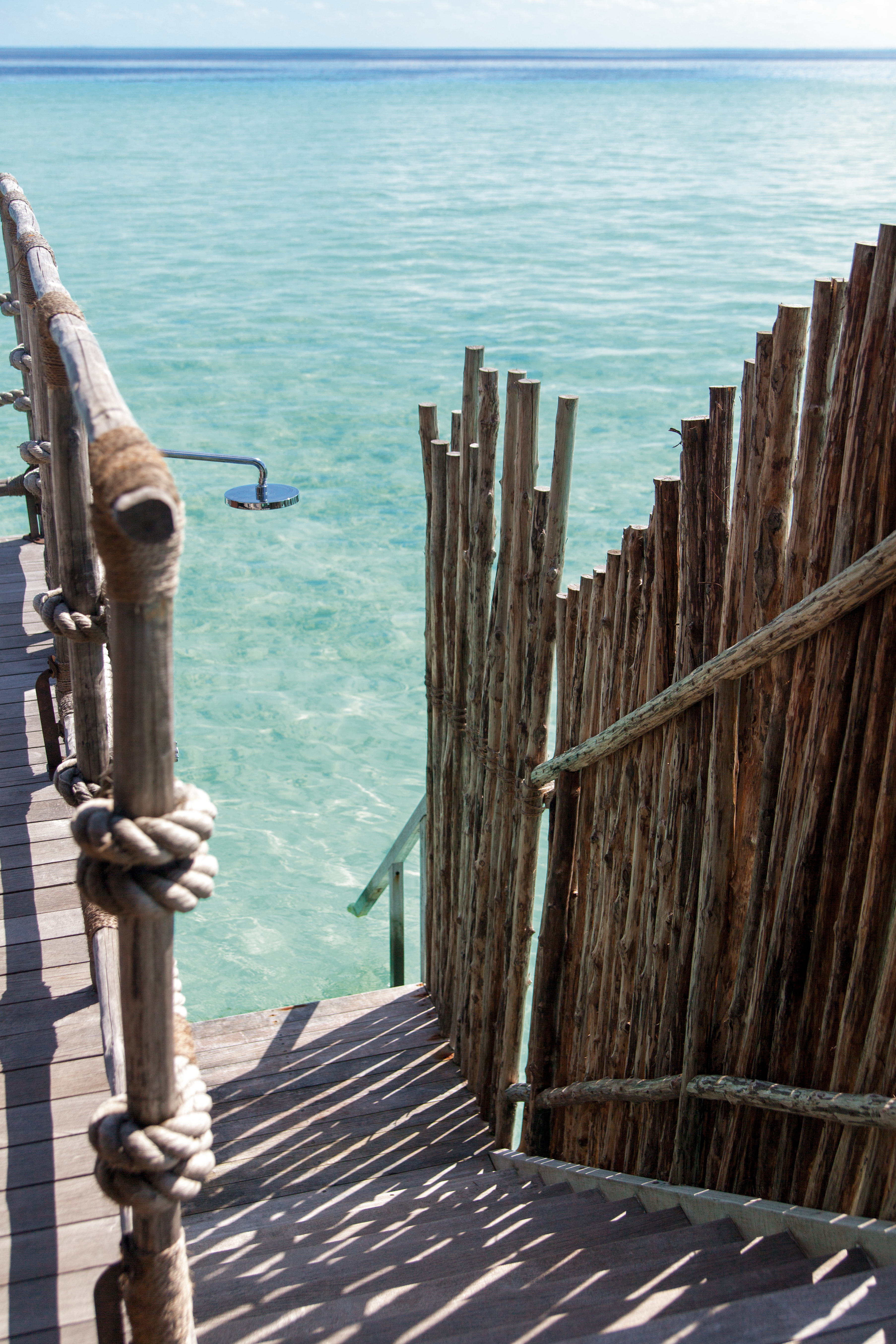Constance Moofushi Accommodation Water Villa 02