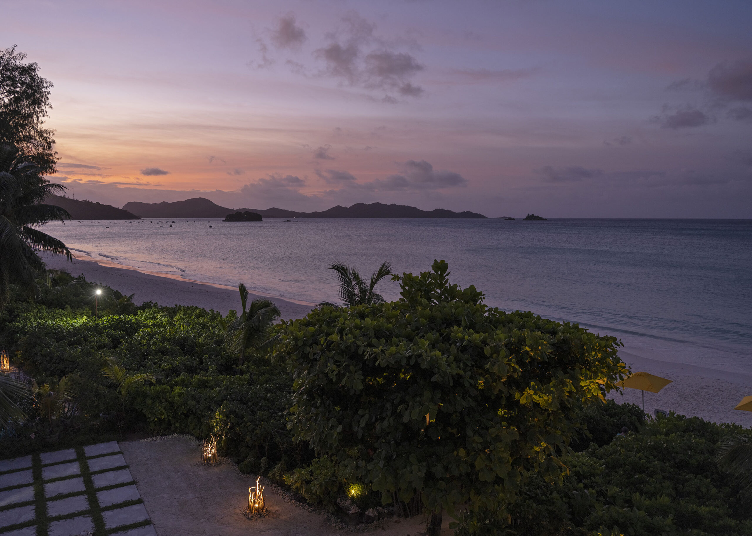 Acajou Beach 7 Scaled