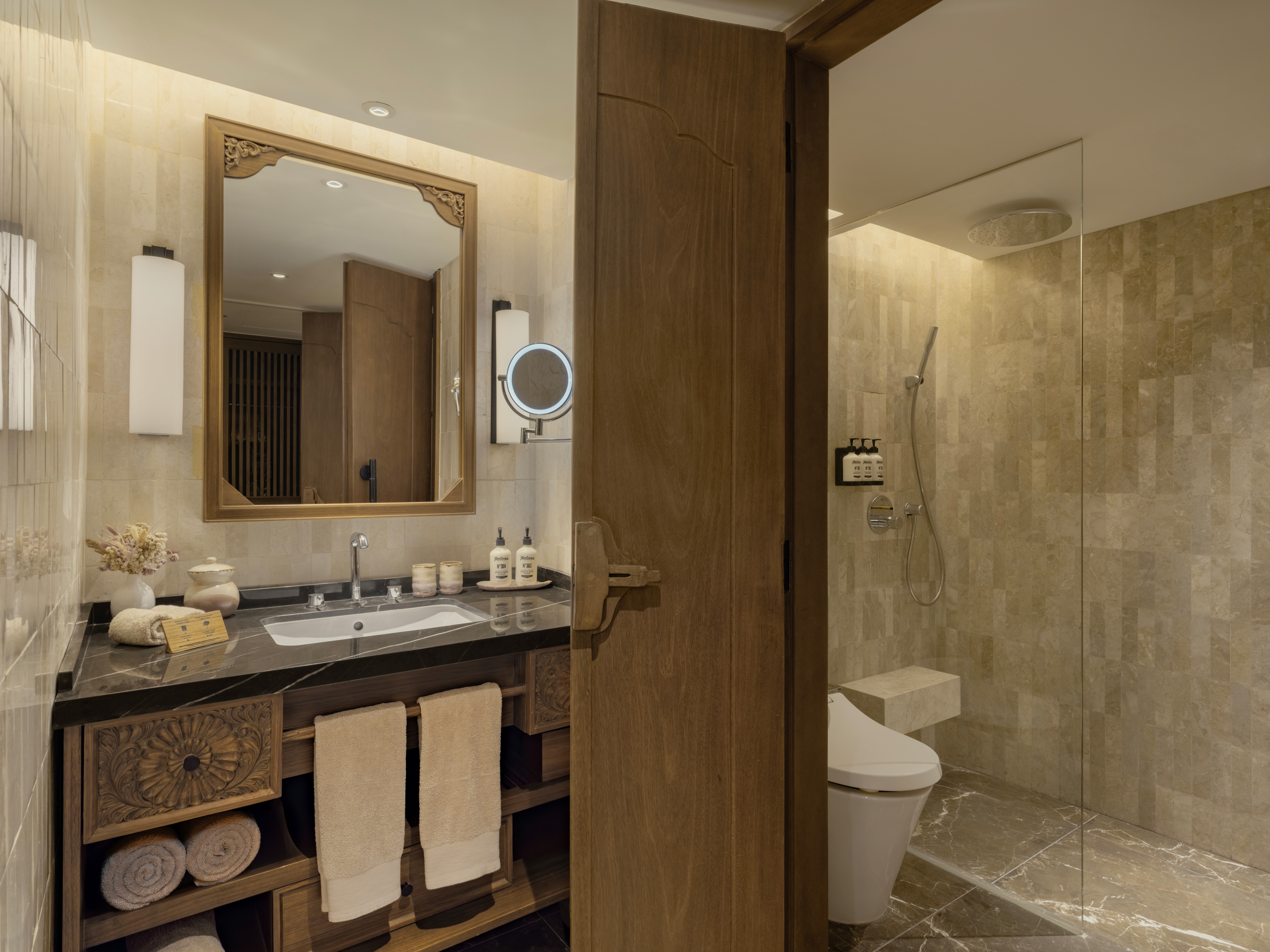 Premium Room Garden View Bathroom