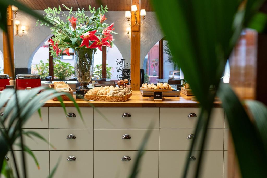 Hotel Mesón Castilla (1)