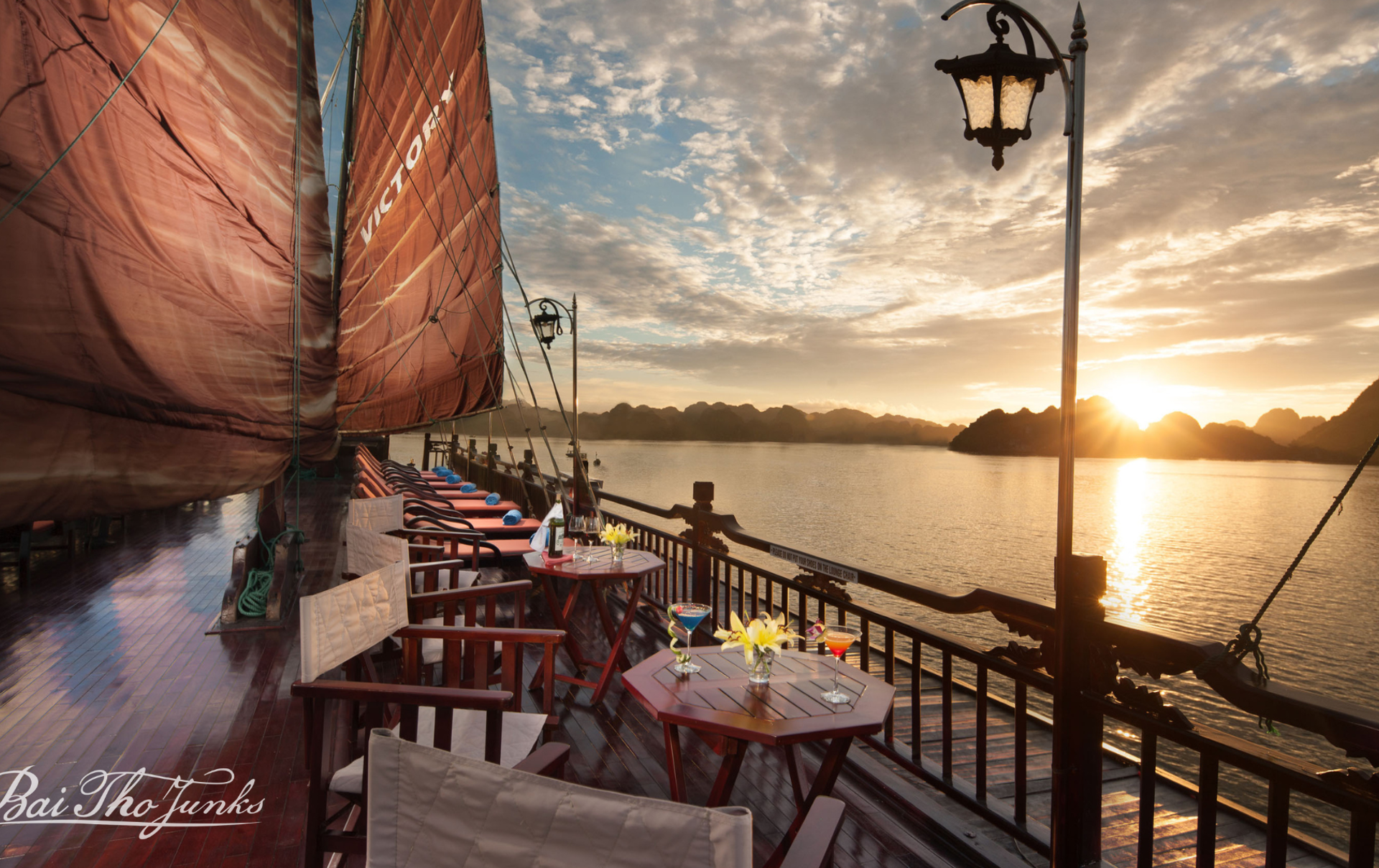 Victory Cruise Sundeck