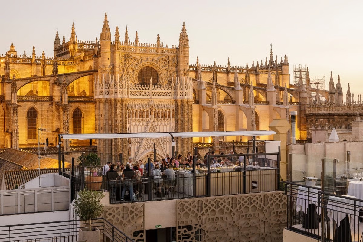 La Terraza Del EME