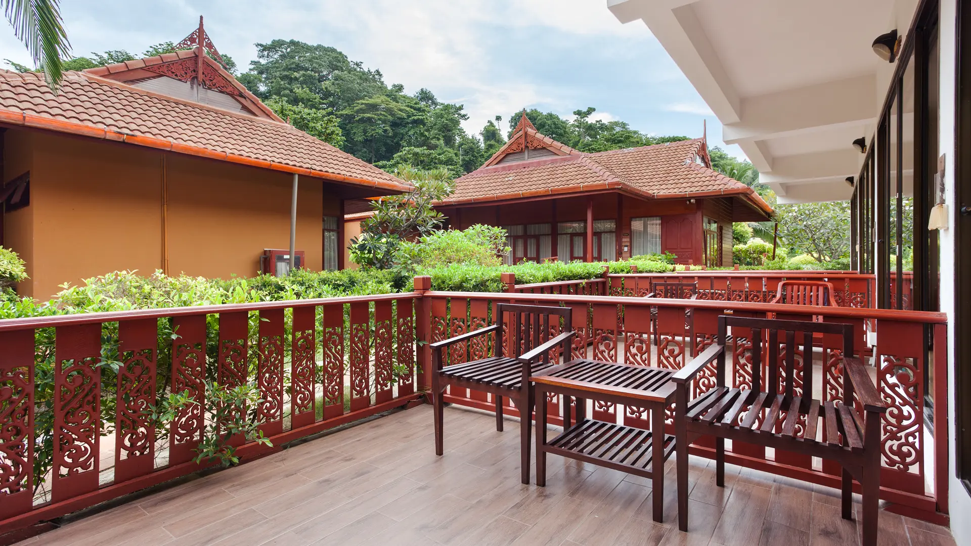 Superior Building 07