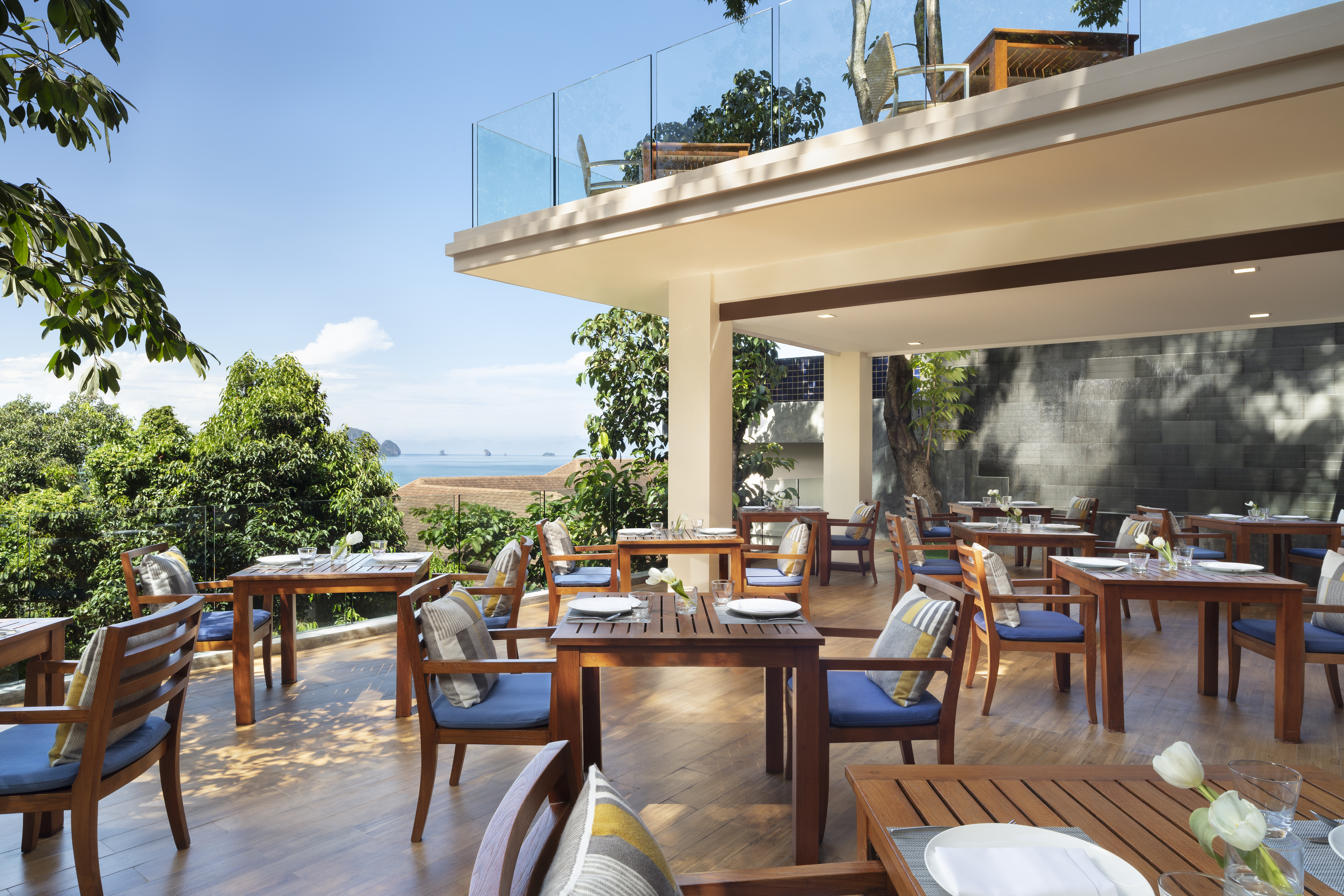 Avani Ao Nang Cliff Krabi Resort Restaurant Pano Cafe Table Setup
