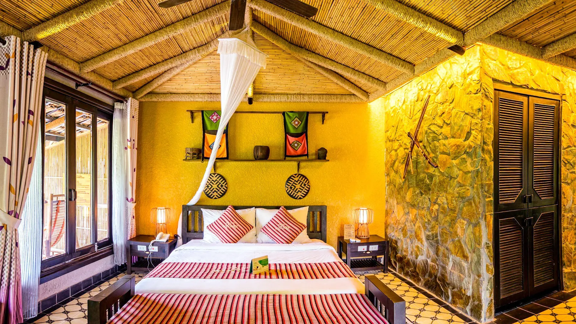 Deluxe Room (7)