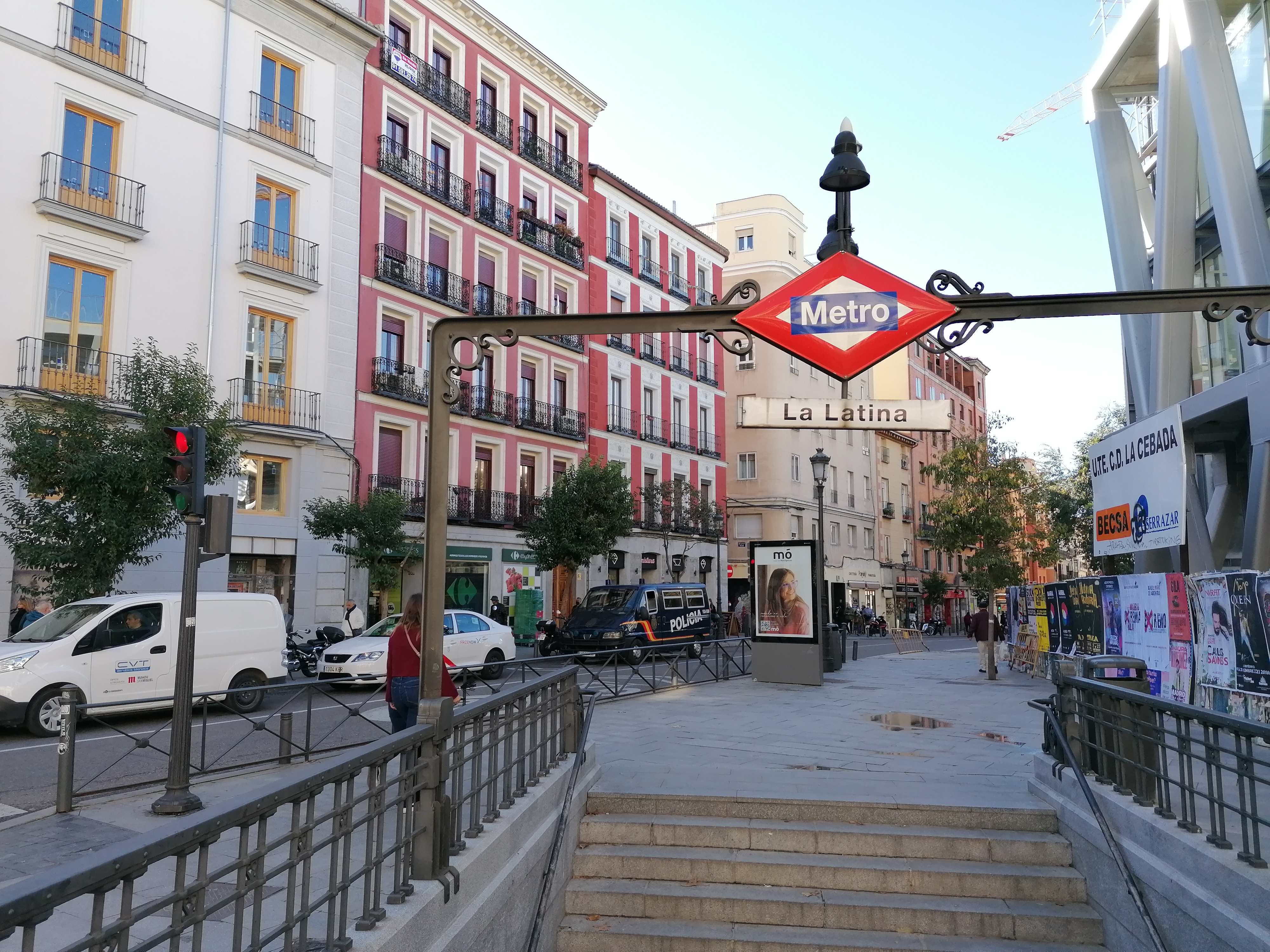 Shutterstock 2100726982 MADRID, SPAIN Nov 06, 2021 The La Latina Metro Station Signage In Madrid, Spain