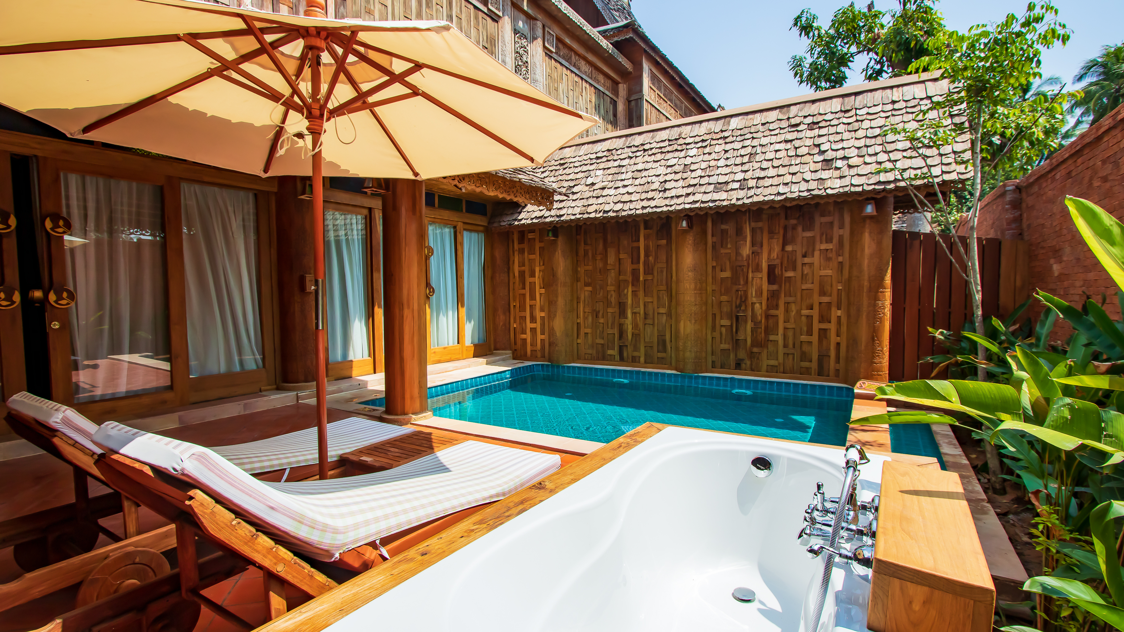 GARDEN POOL SUITE (13)