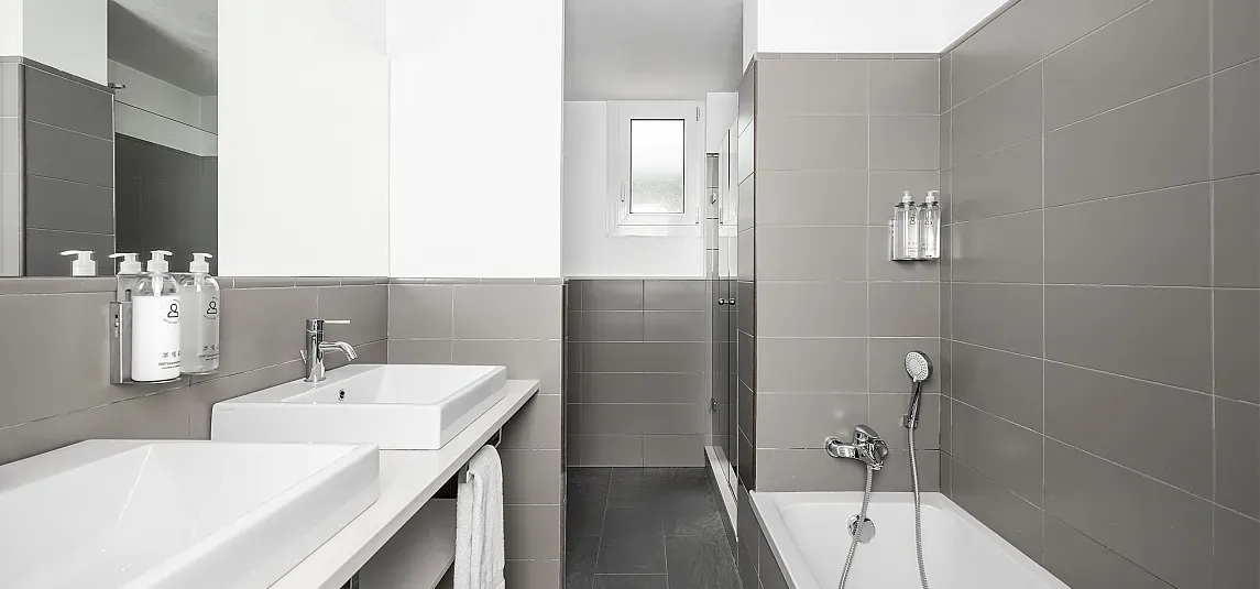 Bano Habitacion Familiar Hotel Sant Roc Calella Palafrugell 1727365135