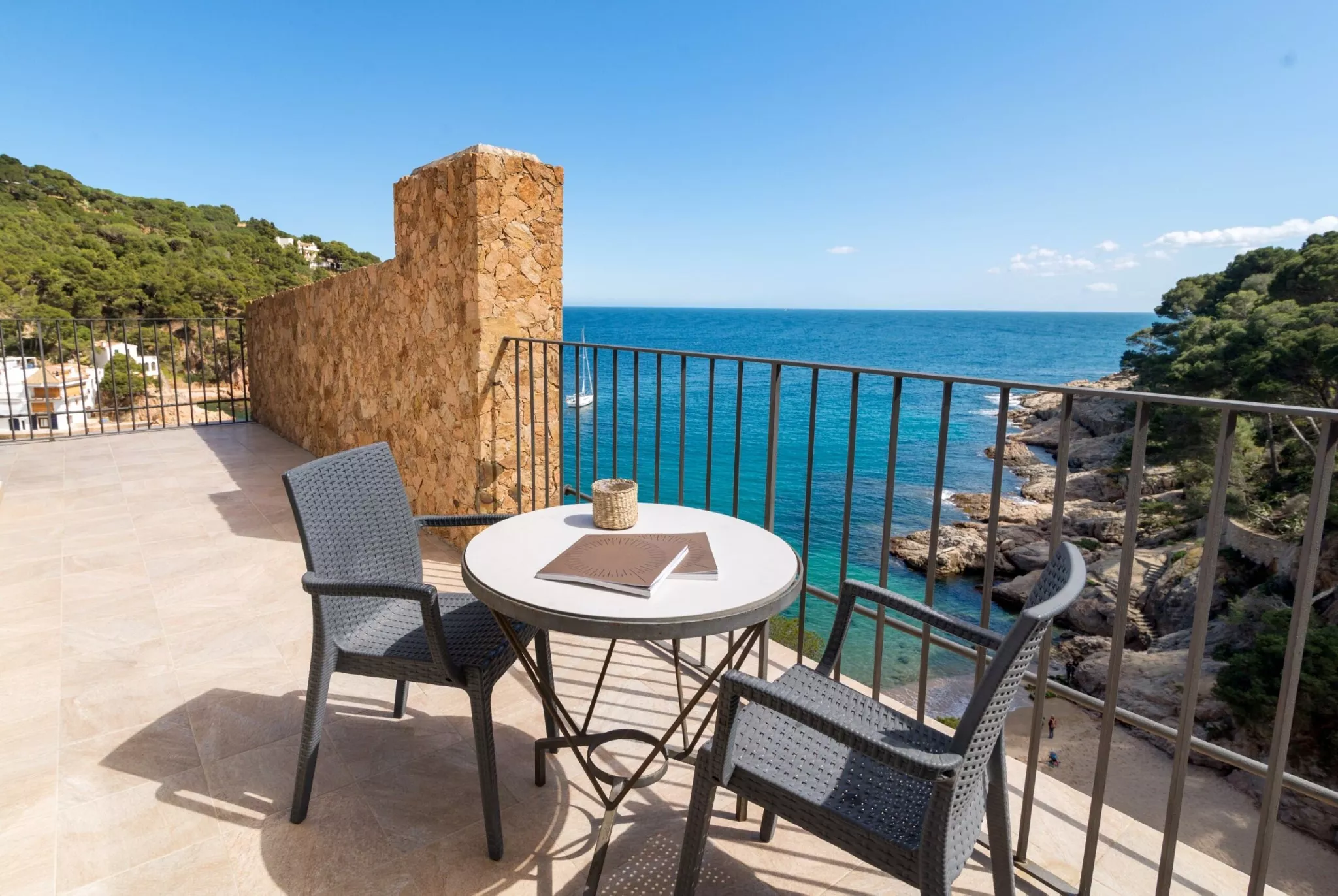 Double Balcony Seaview 1