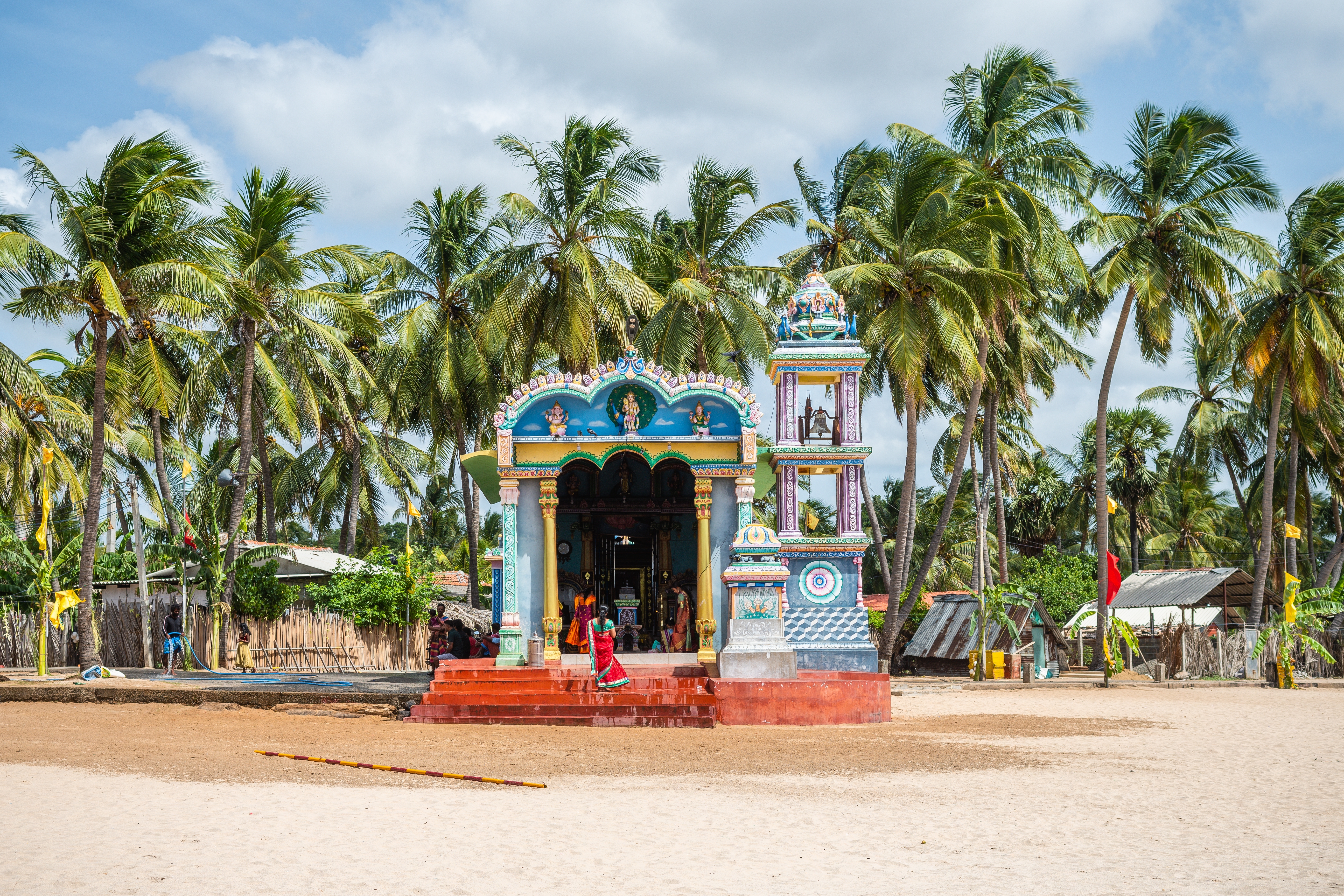 Shutterstock 2384189179 Trincomalee, Sri Lanka. 14Th August, 2023 Hindu Temple In Trincomalee Beach, Sri Lanka