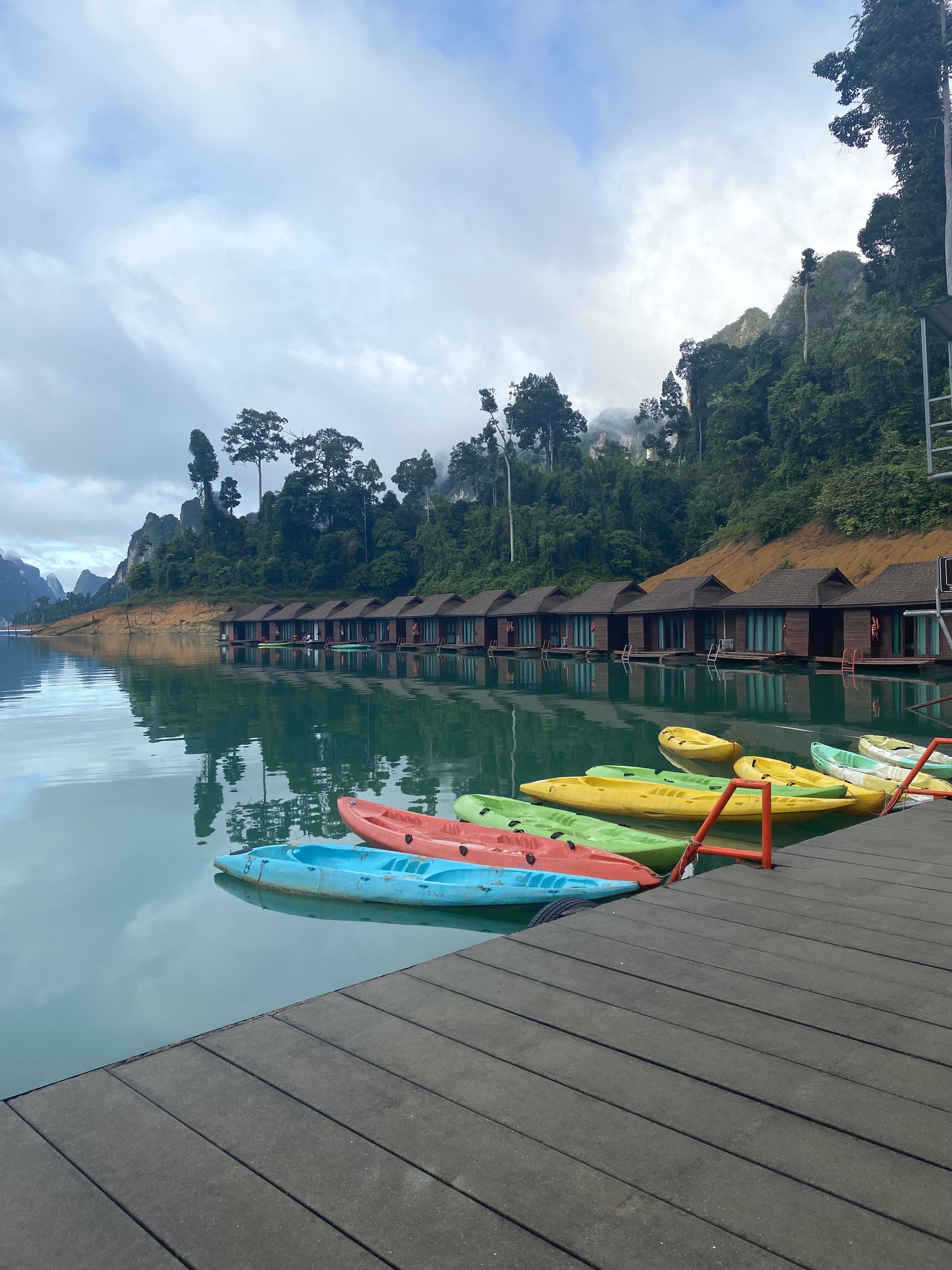 The Laguna Chiewlarn Floating Resort Khao Sok Thailand 3