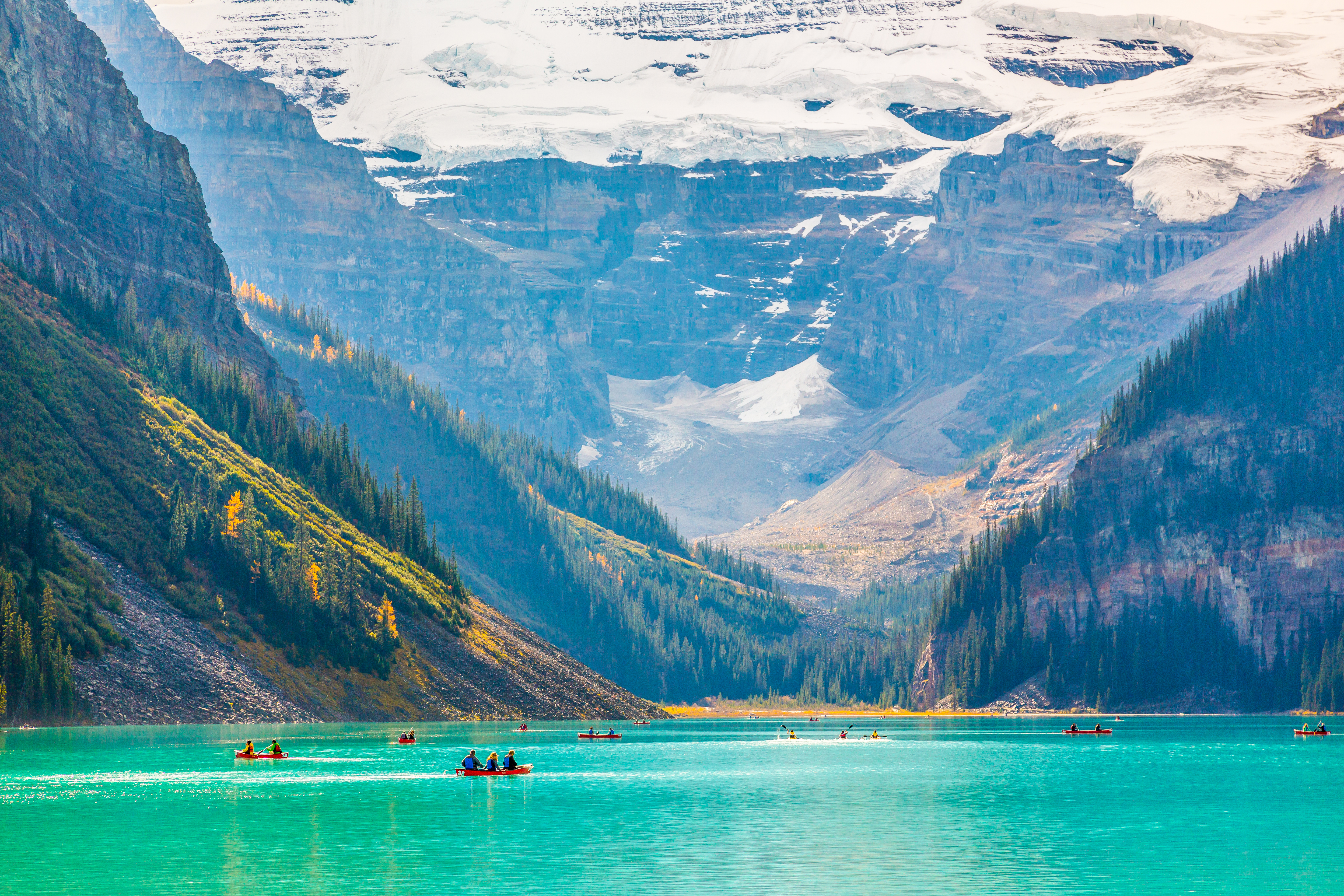 Lake Louise Shutterstock 569741011