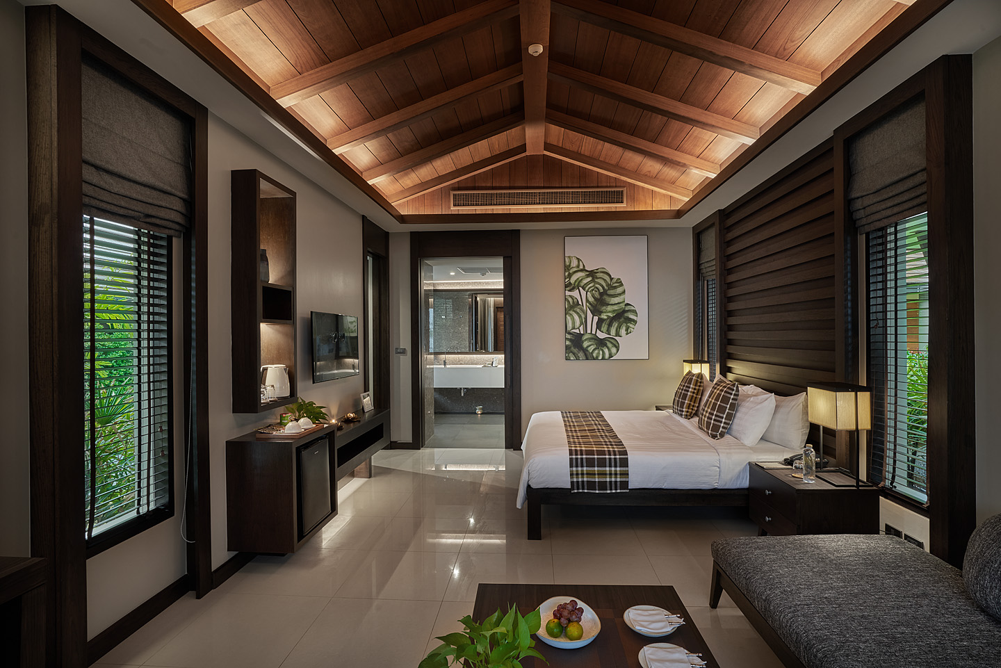Room 102 (3)