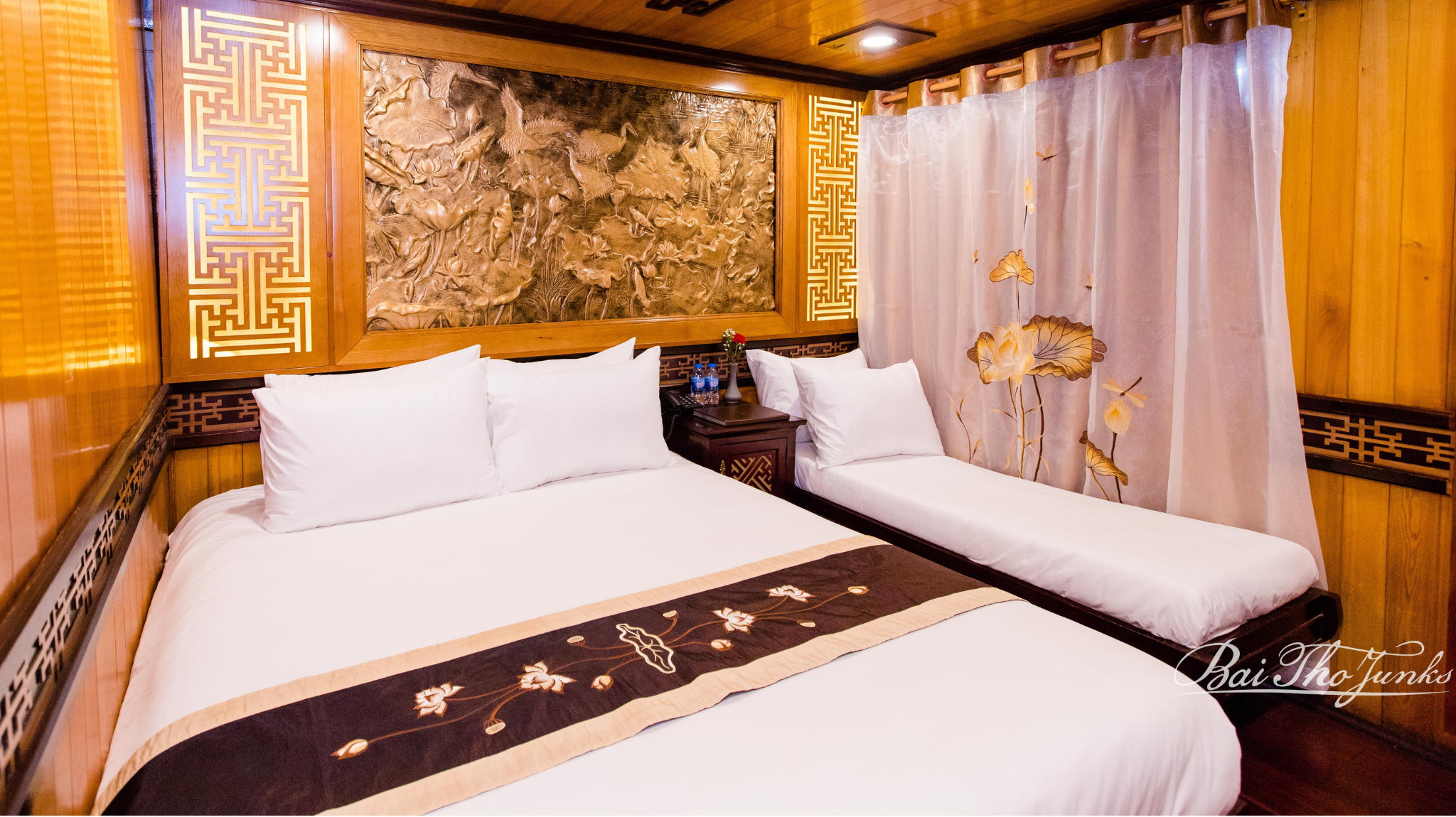 Victory Cruise Deluxe Ocean View Extra Bed
