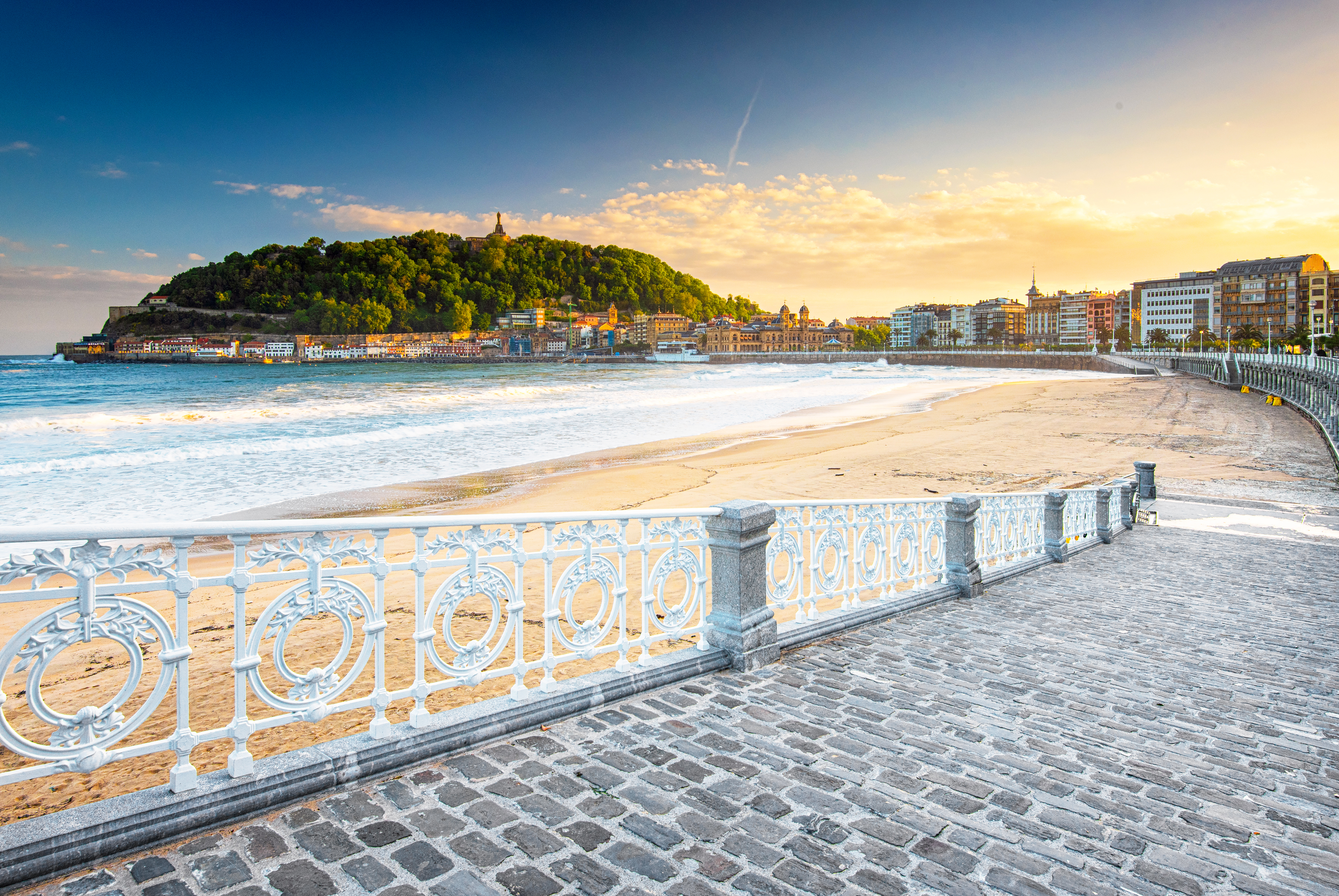 San Sebastian Shutterstock 1609735018