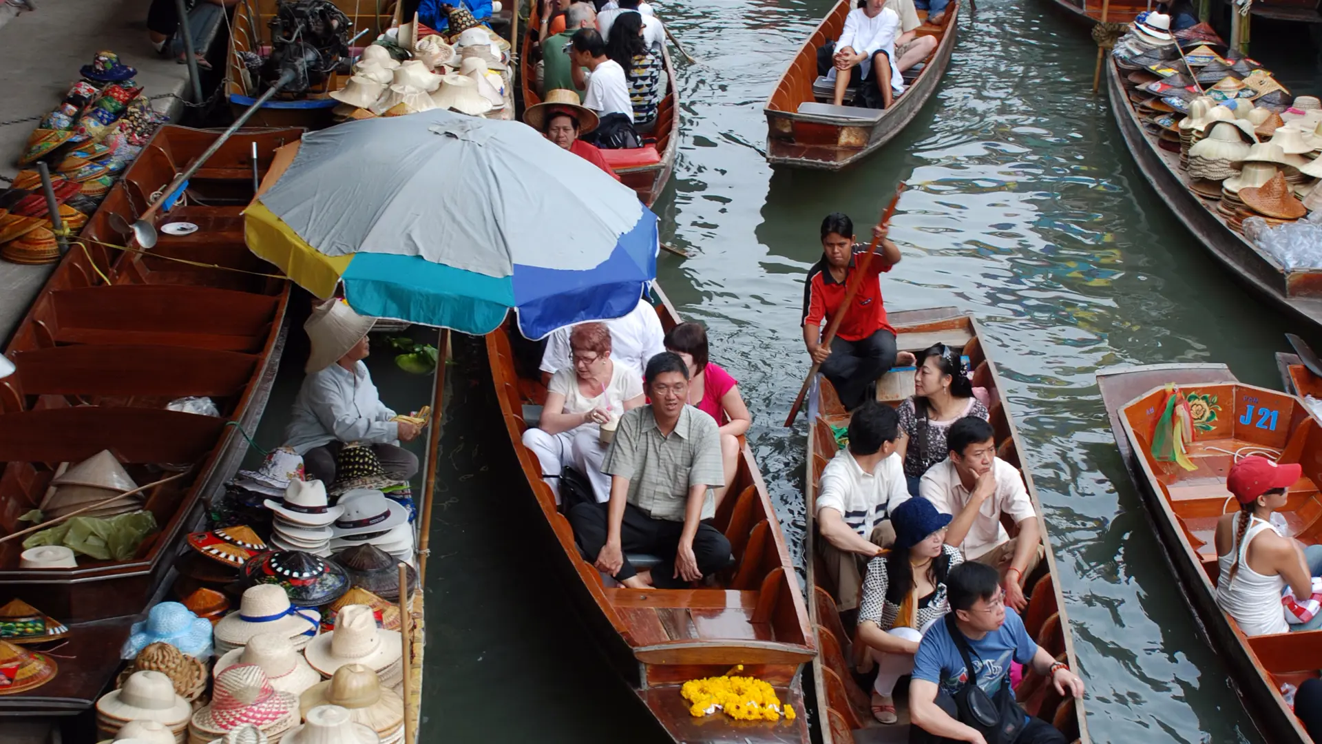 Mekong Delta Flydende Marked 10759177