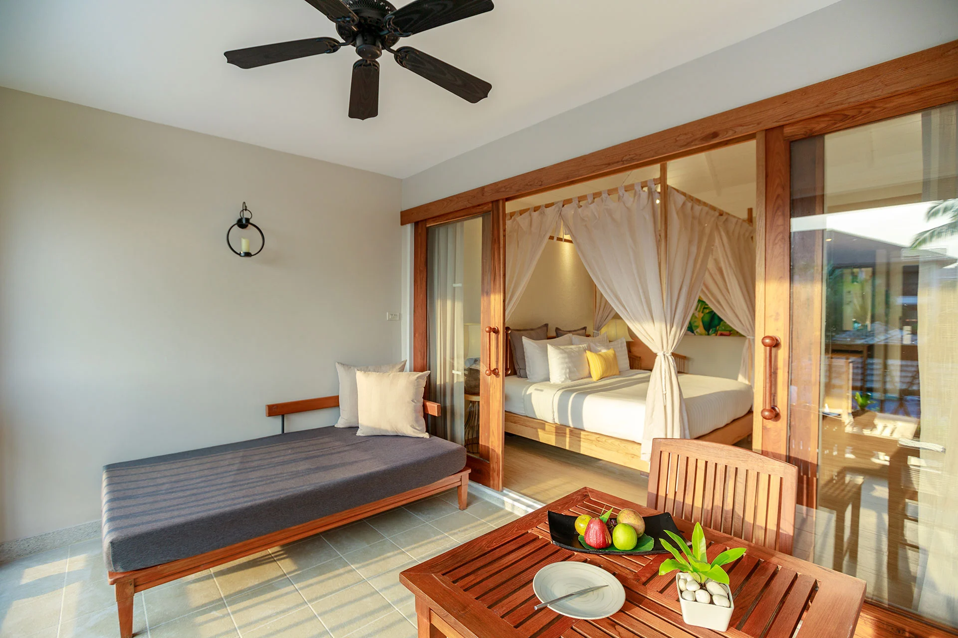 Bandarasamui Accommodation Tropicaldeluxeroom02