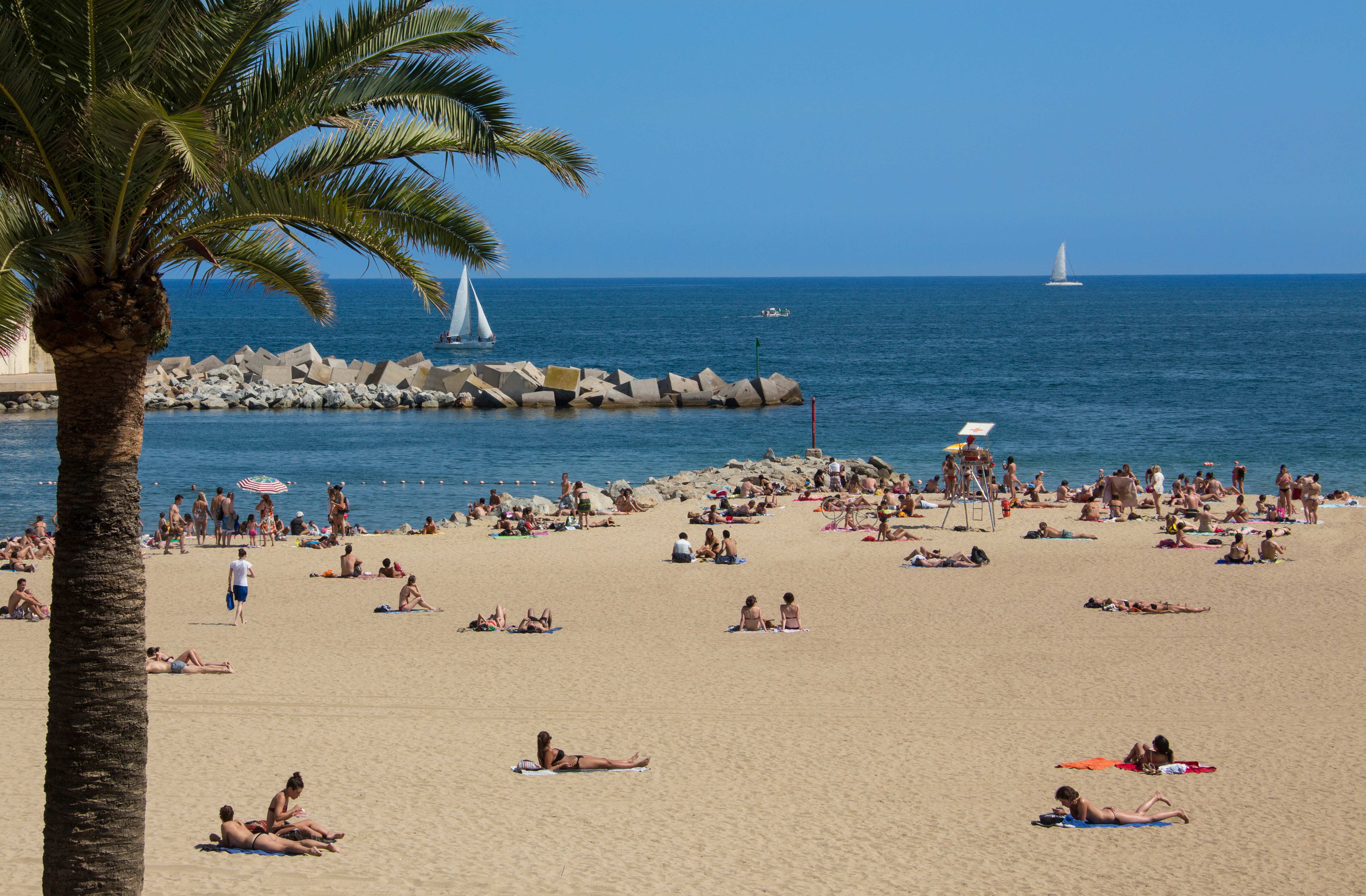 Barcelona Nova Icaria Shutterstock 1166909386