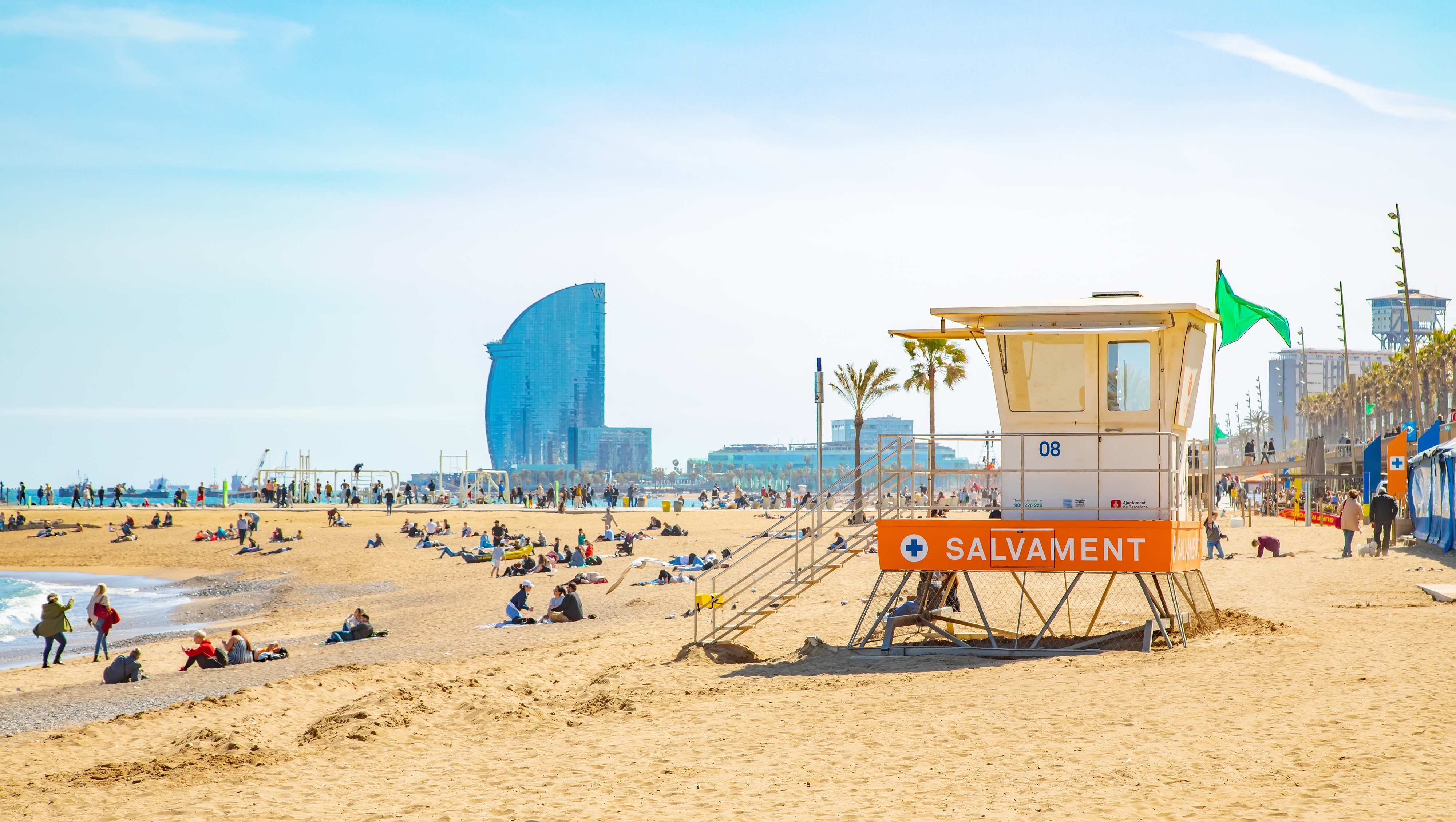 Barcelona Barceloneta Shutterstock 2412040395