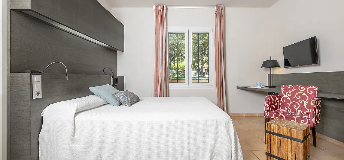 Habitacion Familiar Estandar Detalle Hotel Sant Roc Calella Palafrugell 1727364940