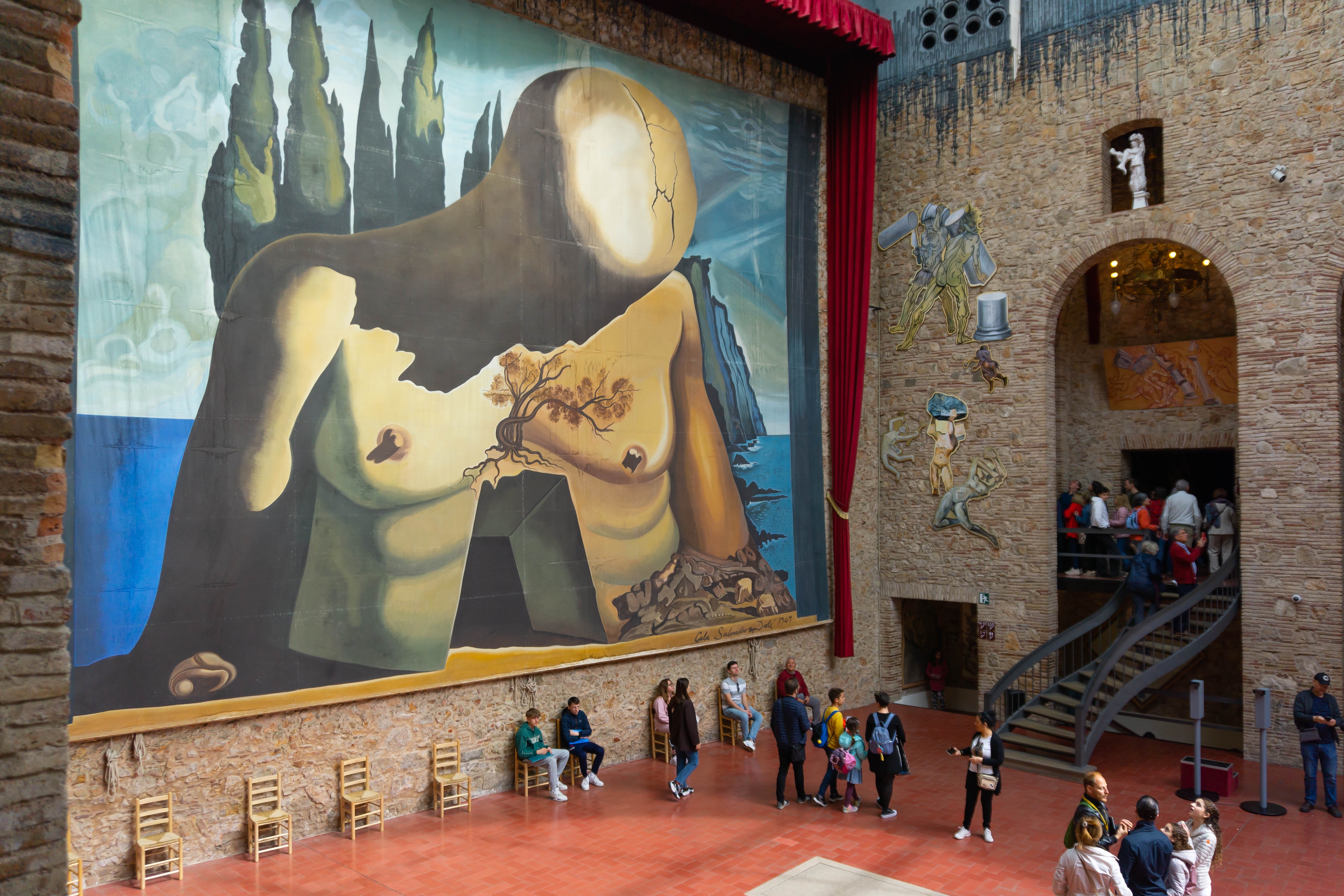 Dali Theater Museum i Figueres, Spanien