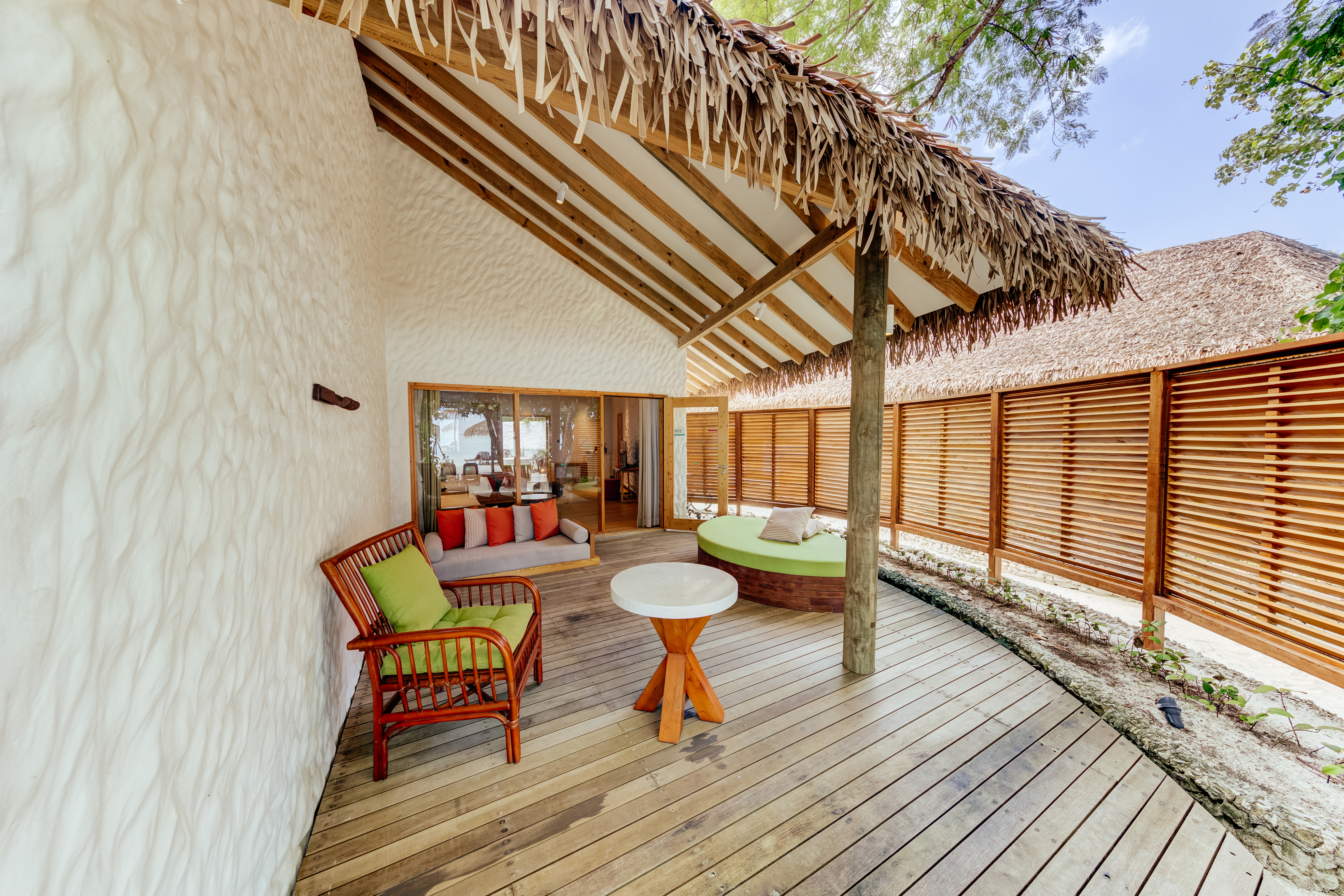 Junior Beach Suite (Deck)