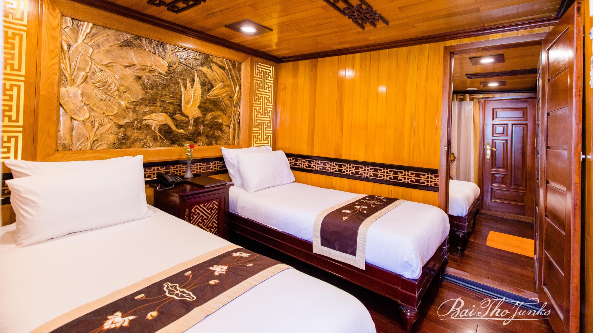 Victory Cruise Deluxe Ocean View Family Cabin 2