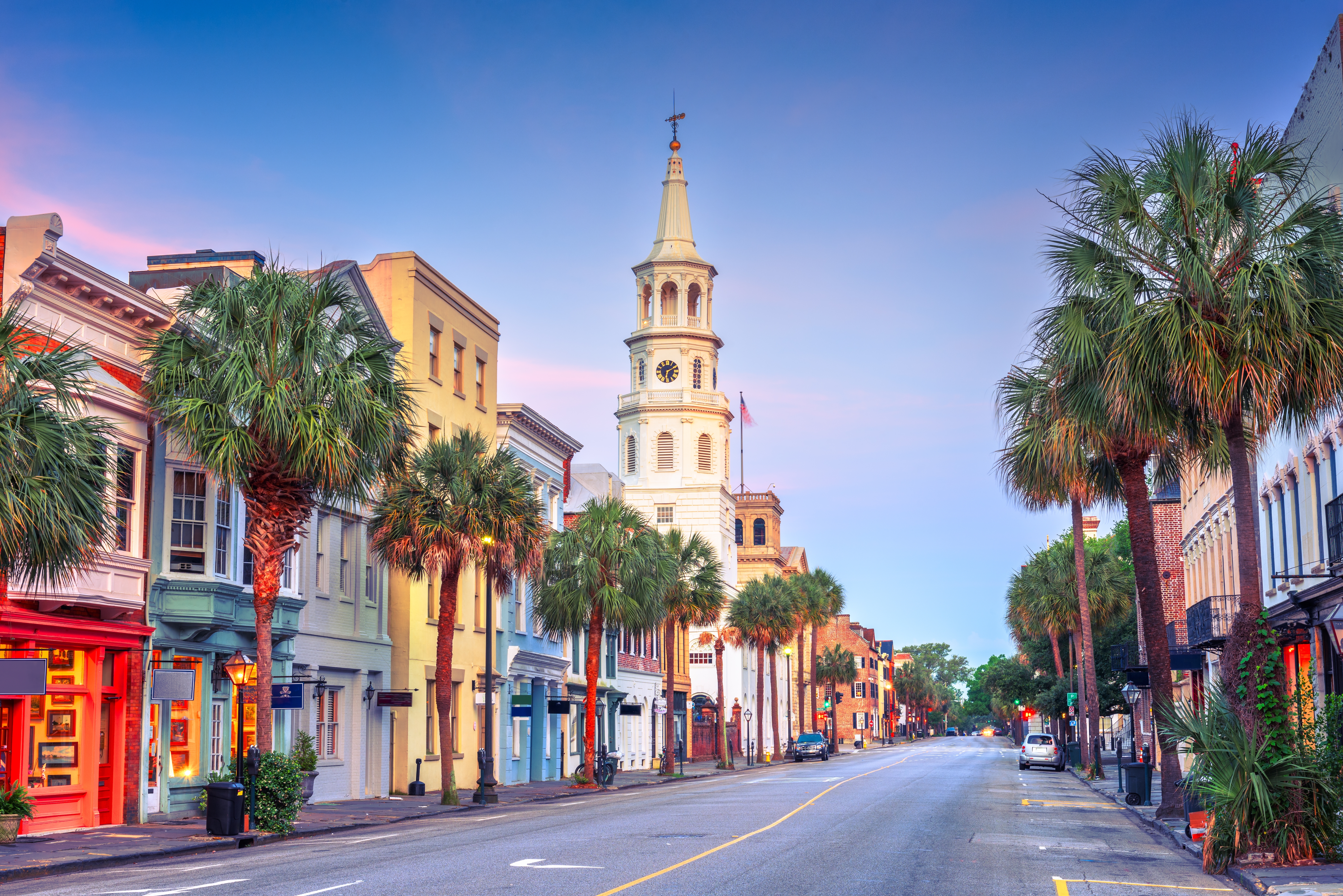 Shutterstock 2405705781 Charleston, South Carolina, USA Cityscape In The Historic District At Twilight.