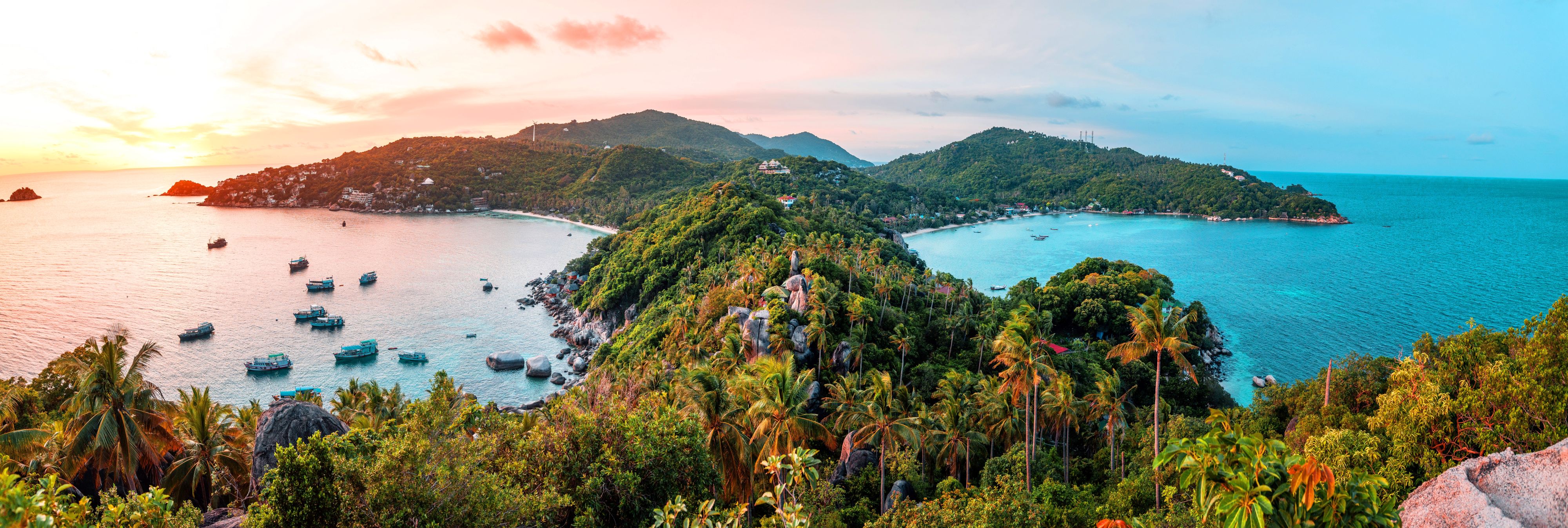 Shutterstock 2559479431 (Udsigt Over Koh Tao, Jon Suwan Viewpoint Om Morgenen.) Small