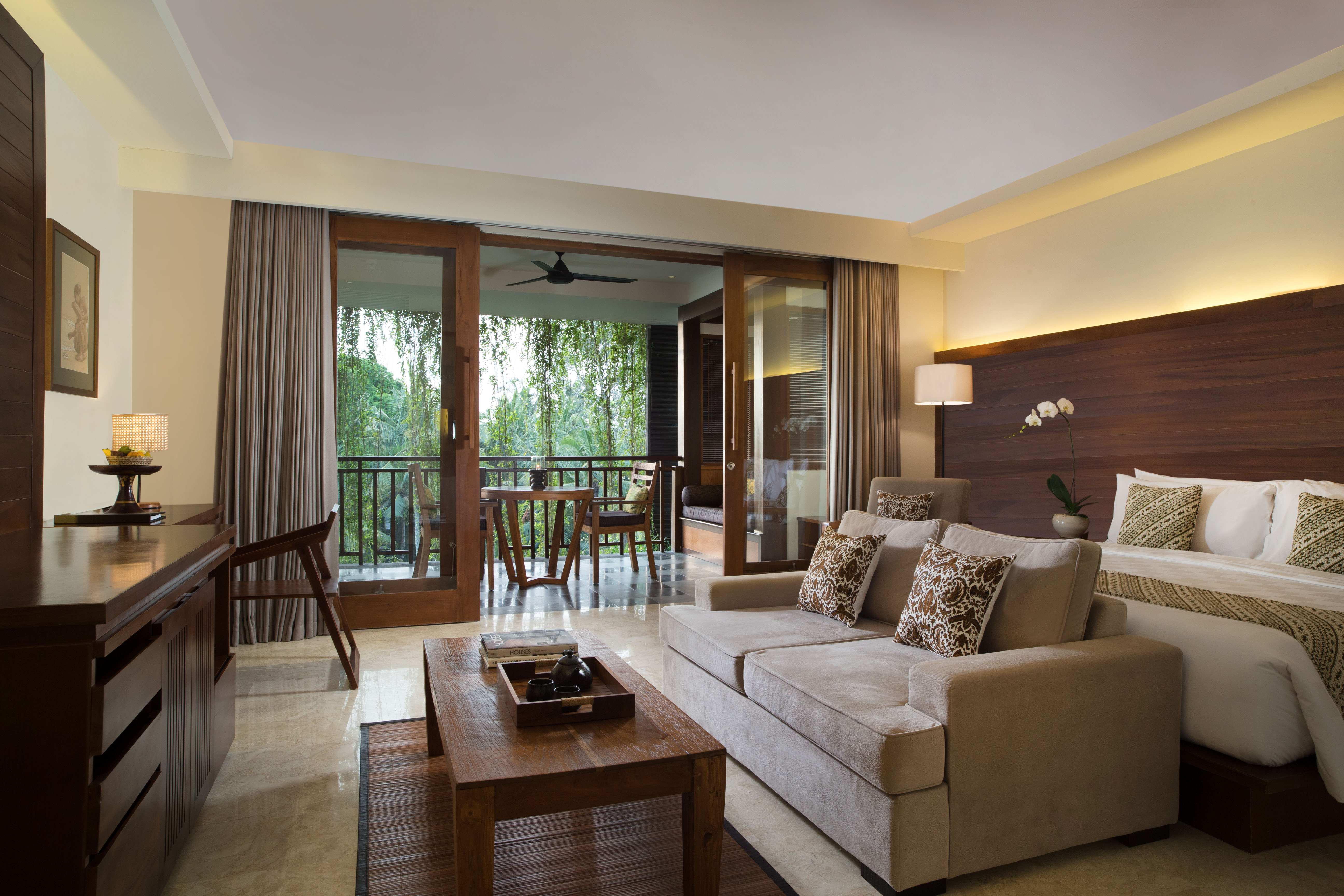 Junior Suite With View Bedroom