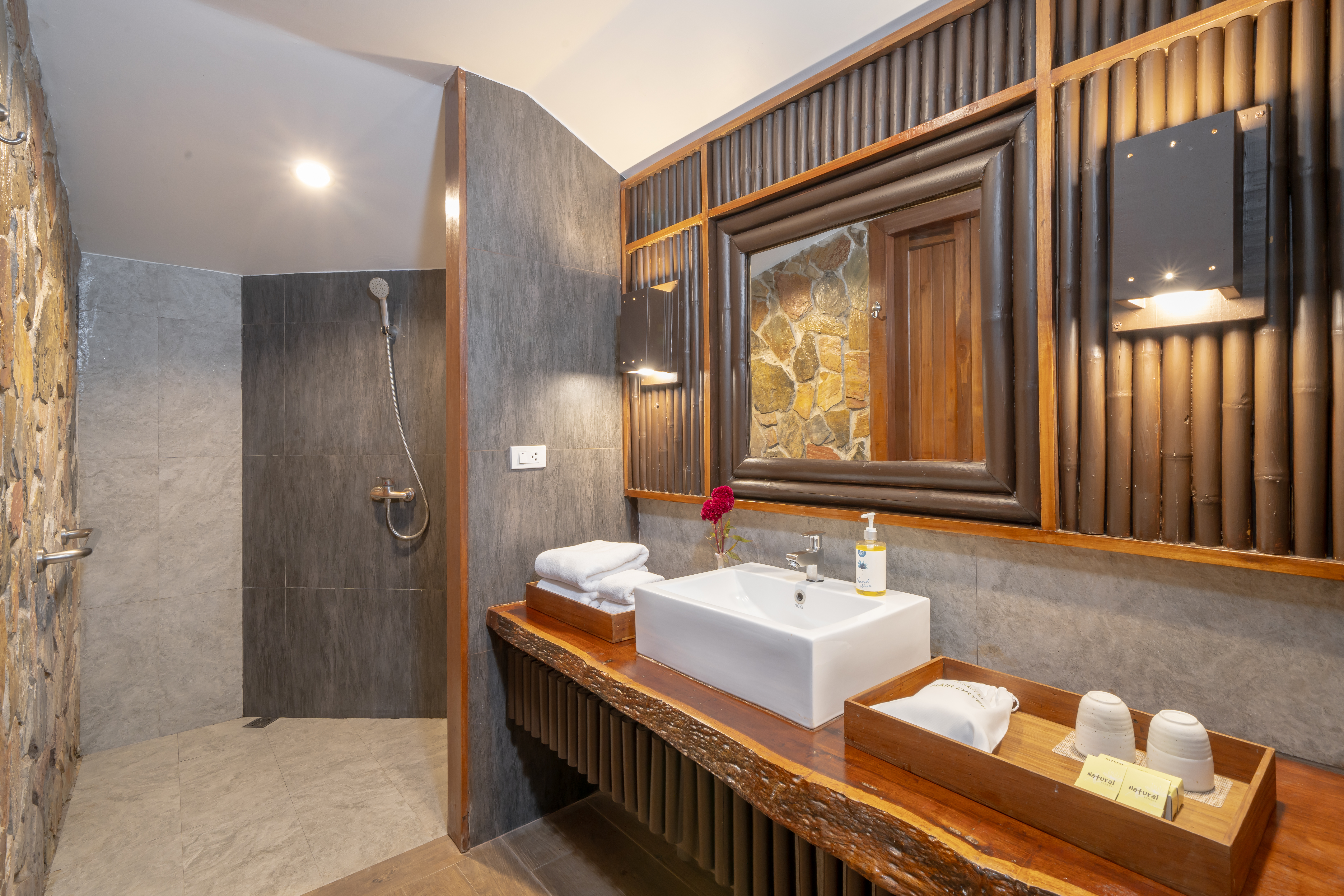 Resotel River Kwai Resort Kanchanaburi รีโซเทล ที่พัก กาญ6