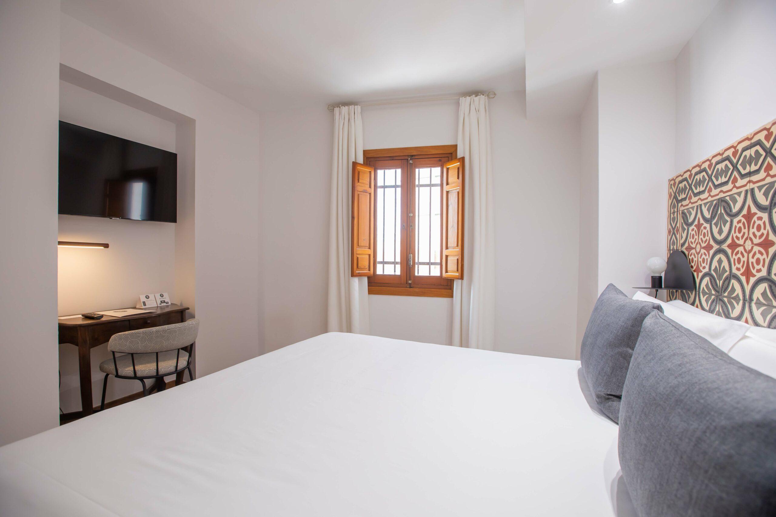 SB ATALIA HABITACION TRIPLE 8 Compressed Scaled