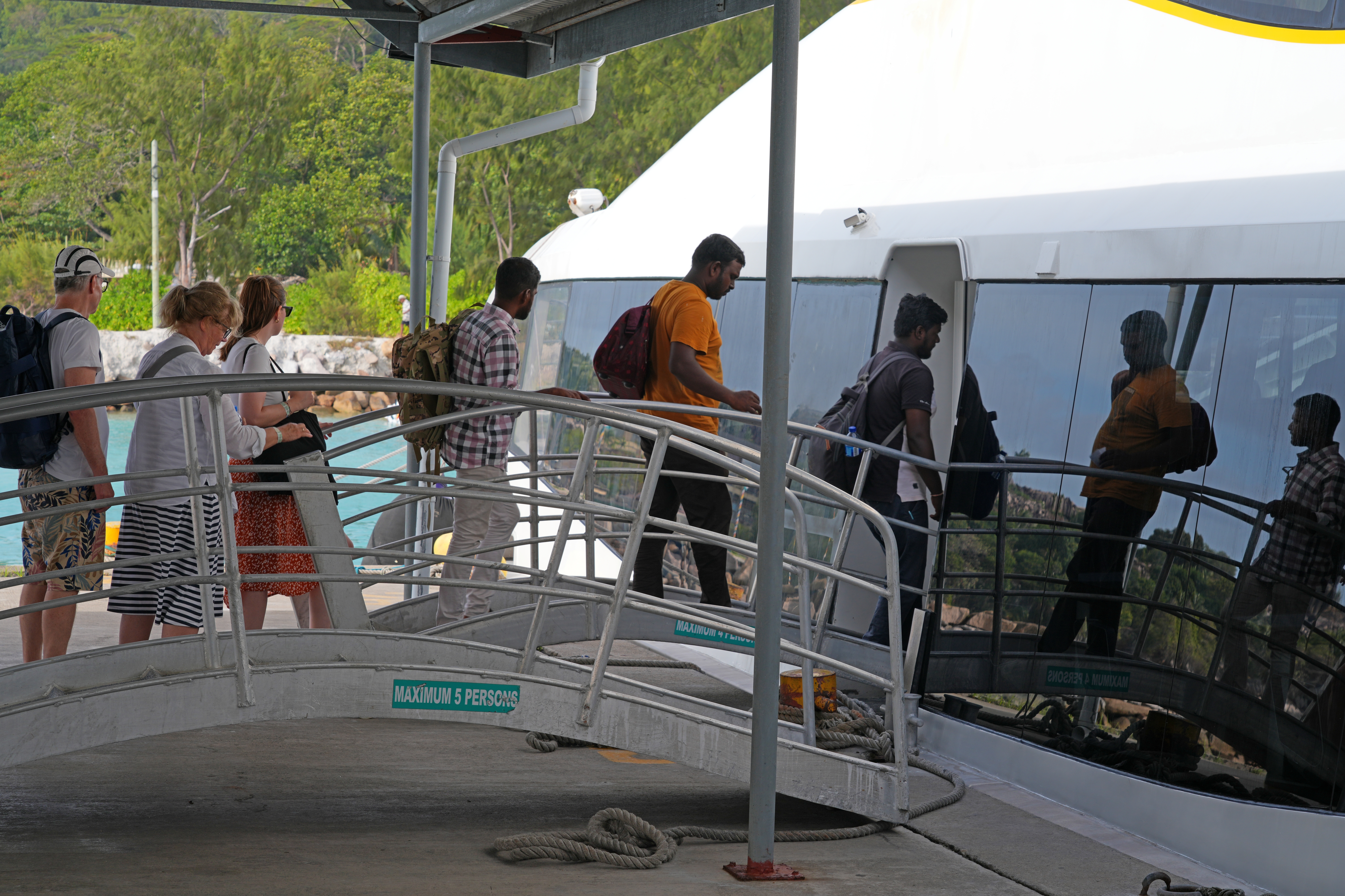 Shutterstock 2716548317