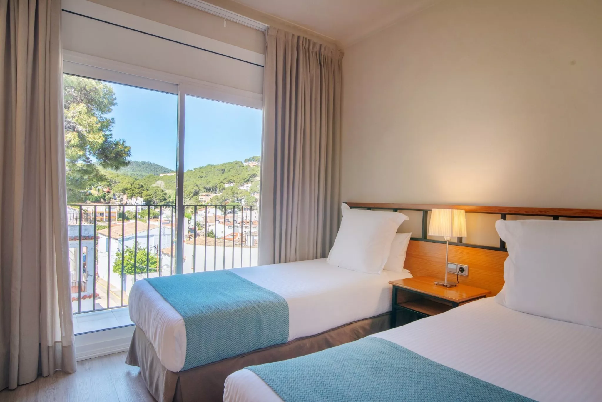 Connecting Room With Balcony Without Sea View 1