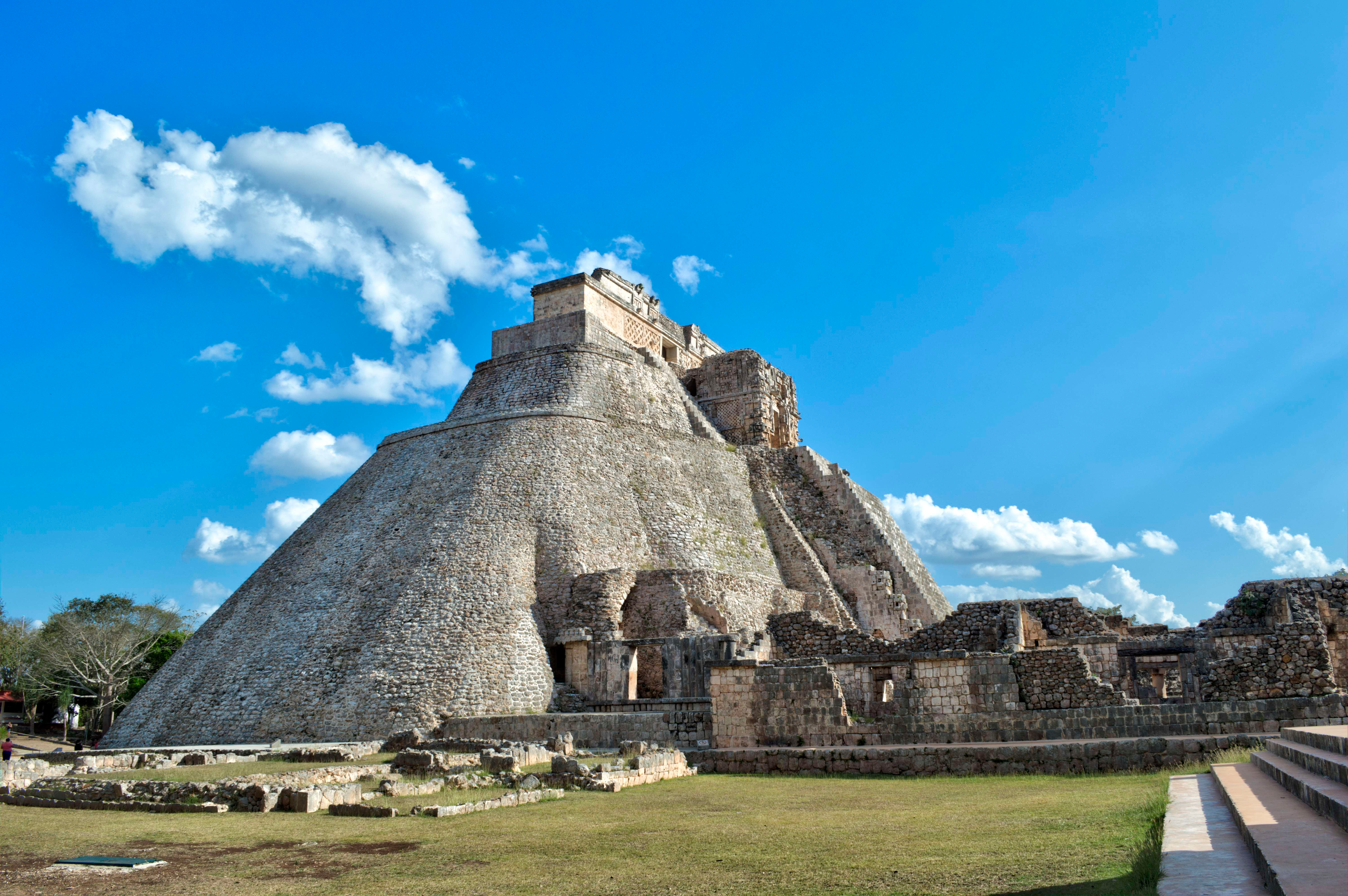 Shutterstock 1431346790 Side View Of The House Of The Adivino. Uxmal Archaeological Site, Located In Yucatan. Beautiful Tourist Area. UNESCO World Heritage Site.