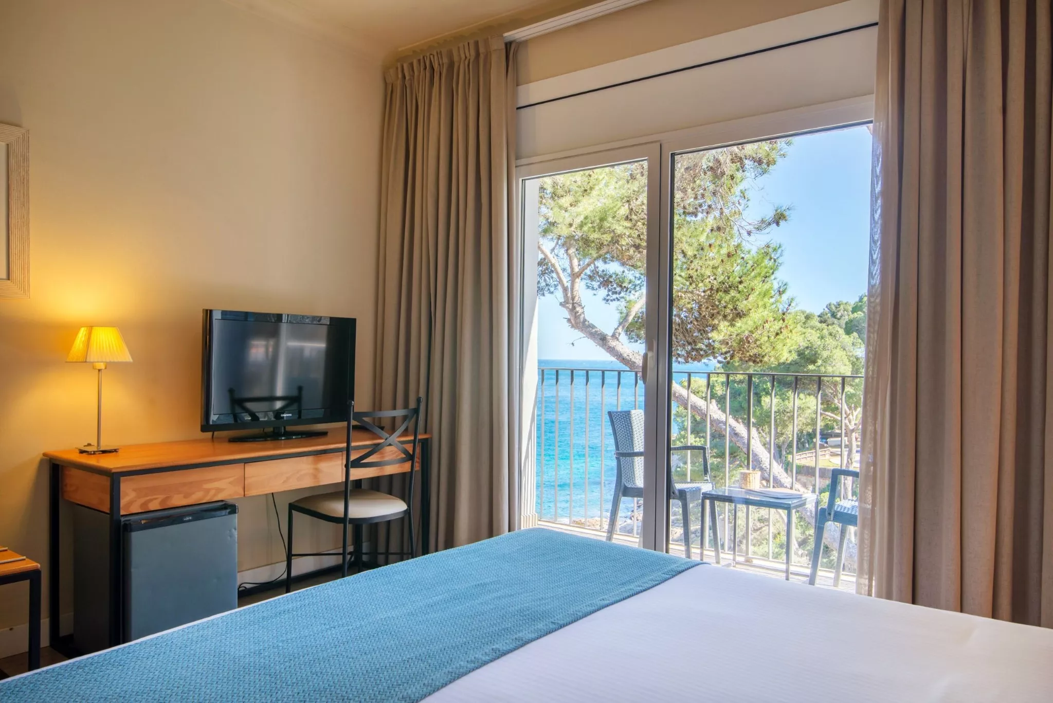 Double Balcony Seaview